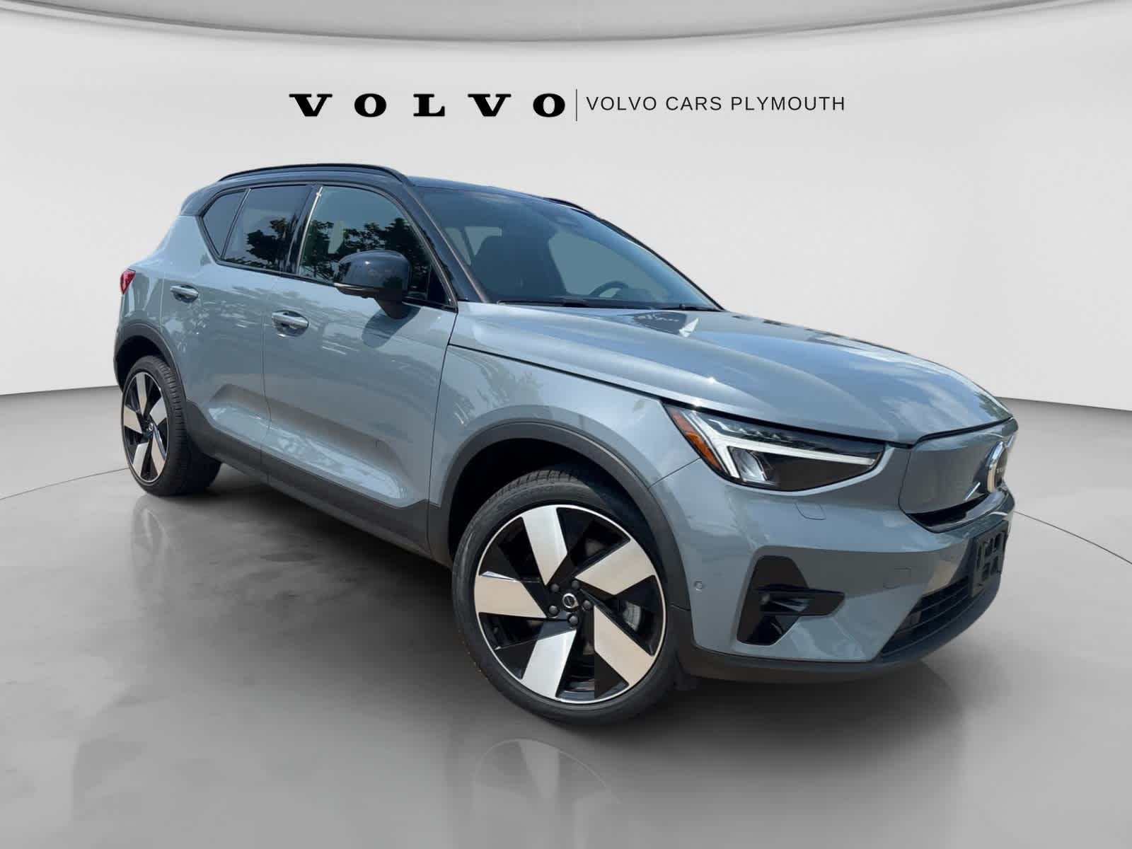 Gray (Thunder Grey Metallic) 2023 Volvo XC40 Recharge SUV / Crossover All-Wheel Drive 1-Speed Automatic