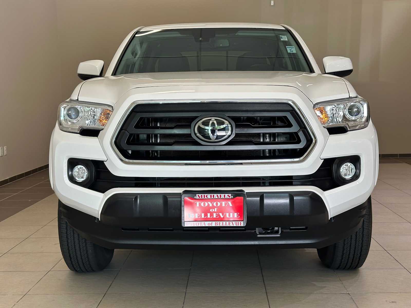 View vehicle photo 6