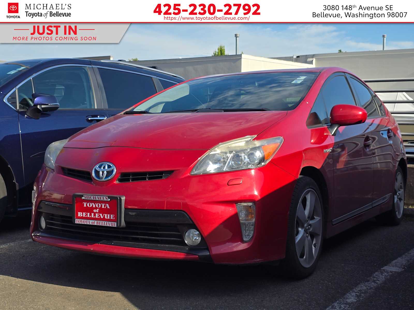 Barcelona Red Metallic 2013 Toyota Prius Hatchback Front-Wheel Drive Continuously Variable Transmission