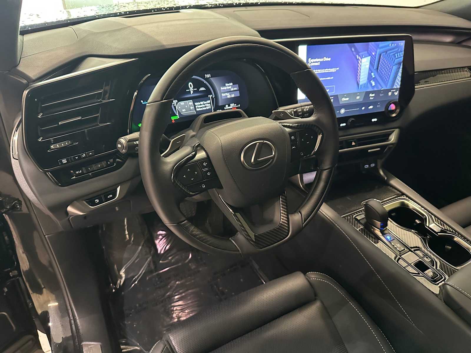 View vehicle photo 3