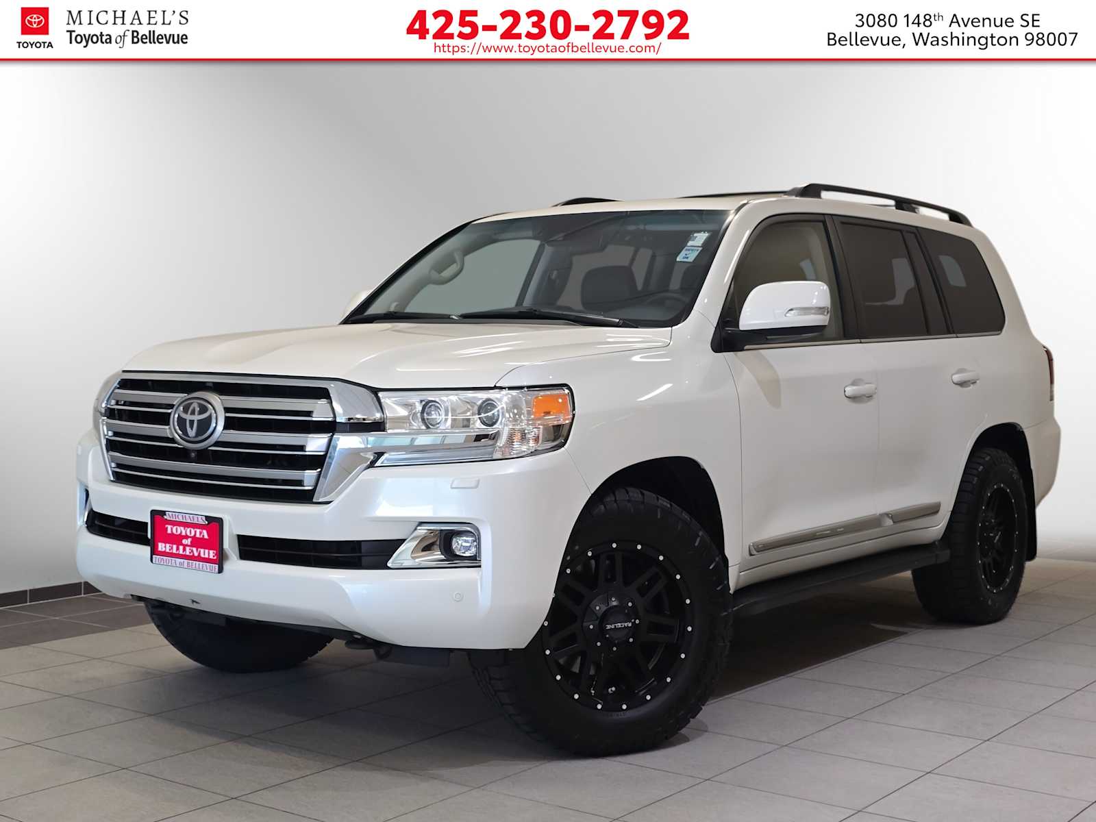 White (Blizzard Pearl) 2017 Toyota Land Cruiser SUV / Crossover All-Wheel Drive 8-Speed Automatic