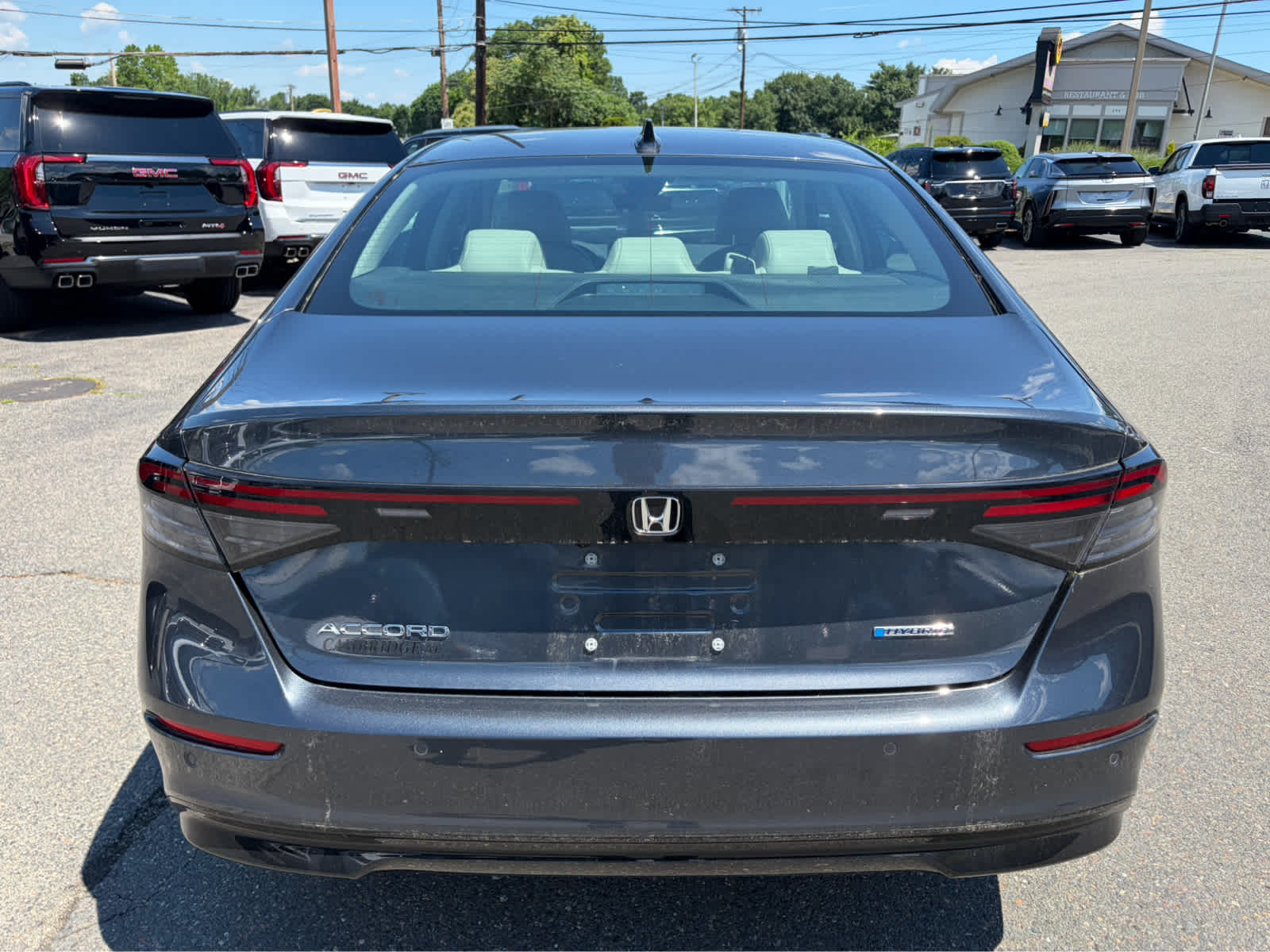 View vehicle photo 6