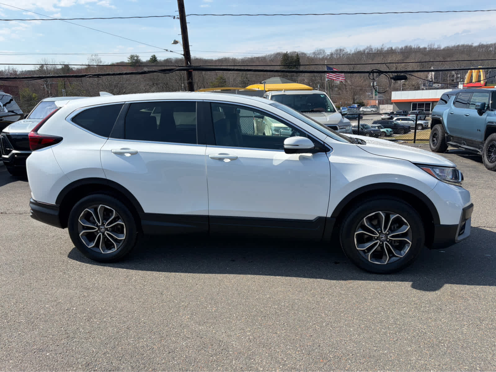 View vehicle photo 4