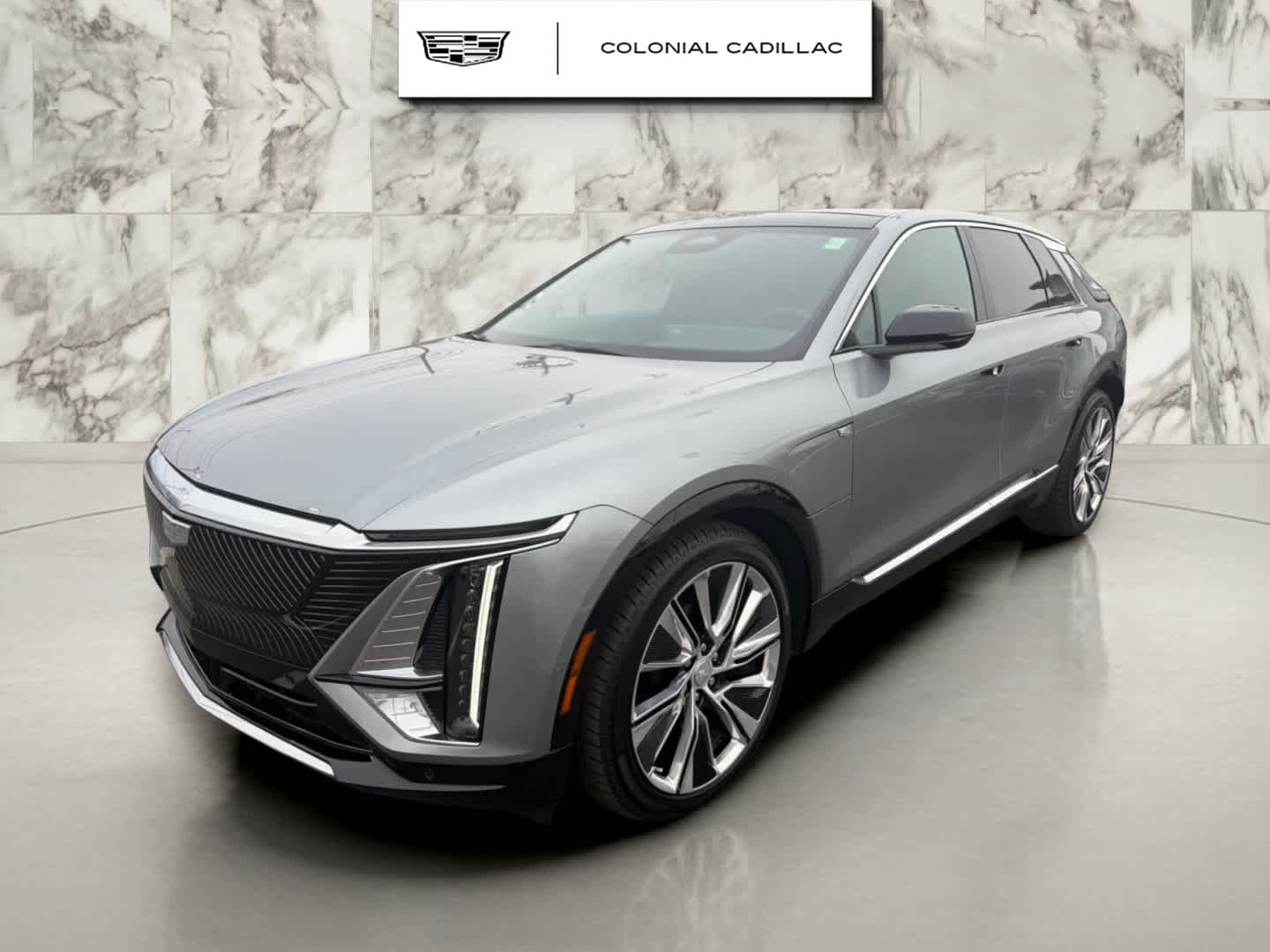 Argent Silver Metallic 2026 Cadillac OPTIQ Luxury AWD SUV / Crossover All-Wheel Drive 1-Speed Automatic