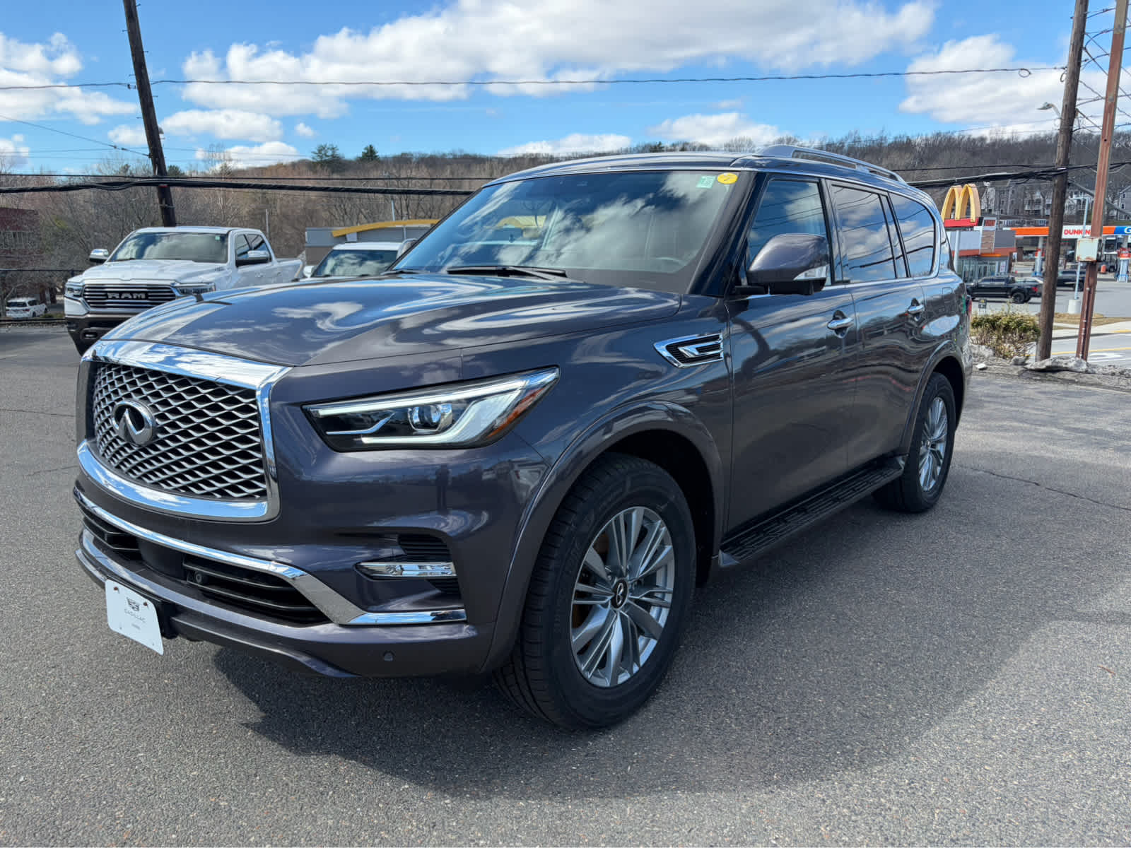 2024 INFINITI QX80 Luxe 4WD