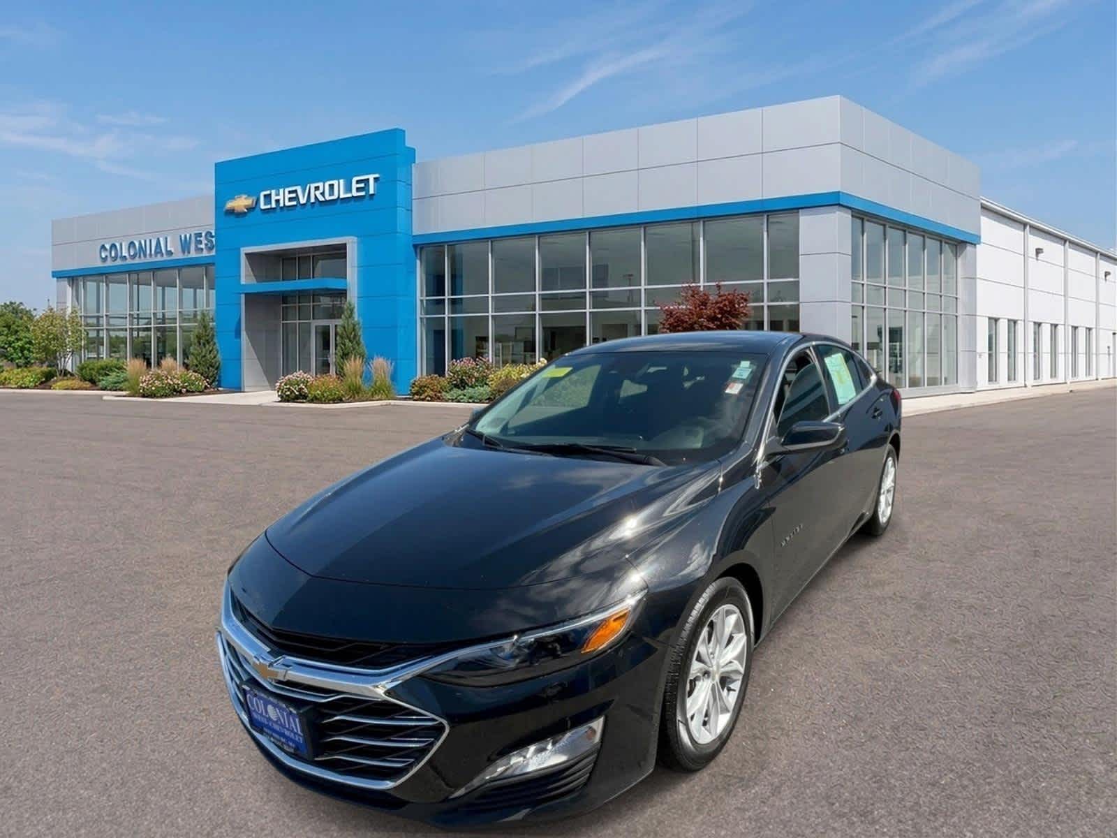 Mosaic Black Metallic 2023 Chevrolet Malibu Sedan Front-Wheel Drive Continuously Variable Transmission