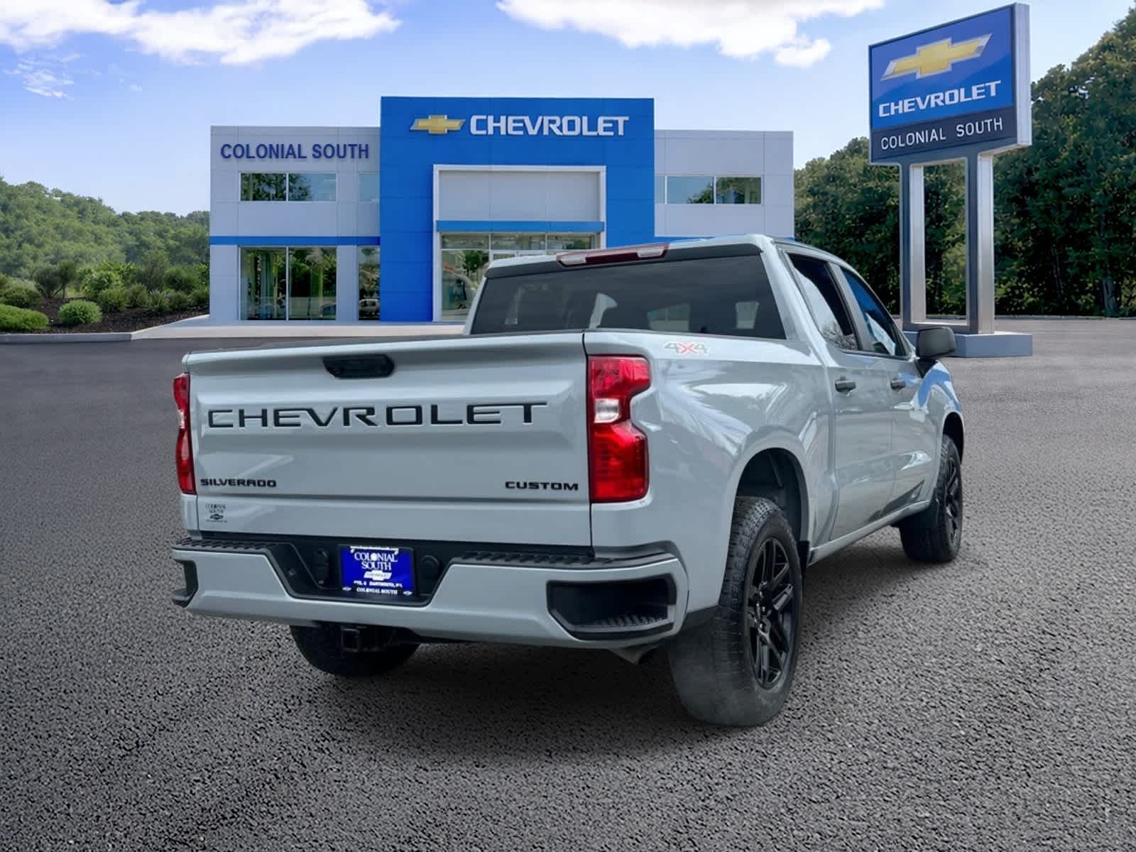 View vehicle photo 6