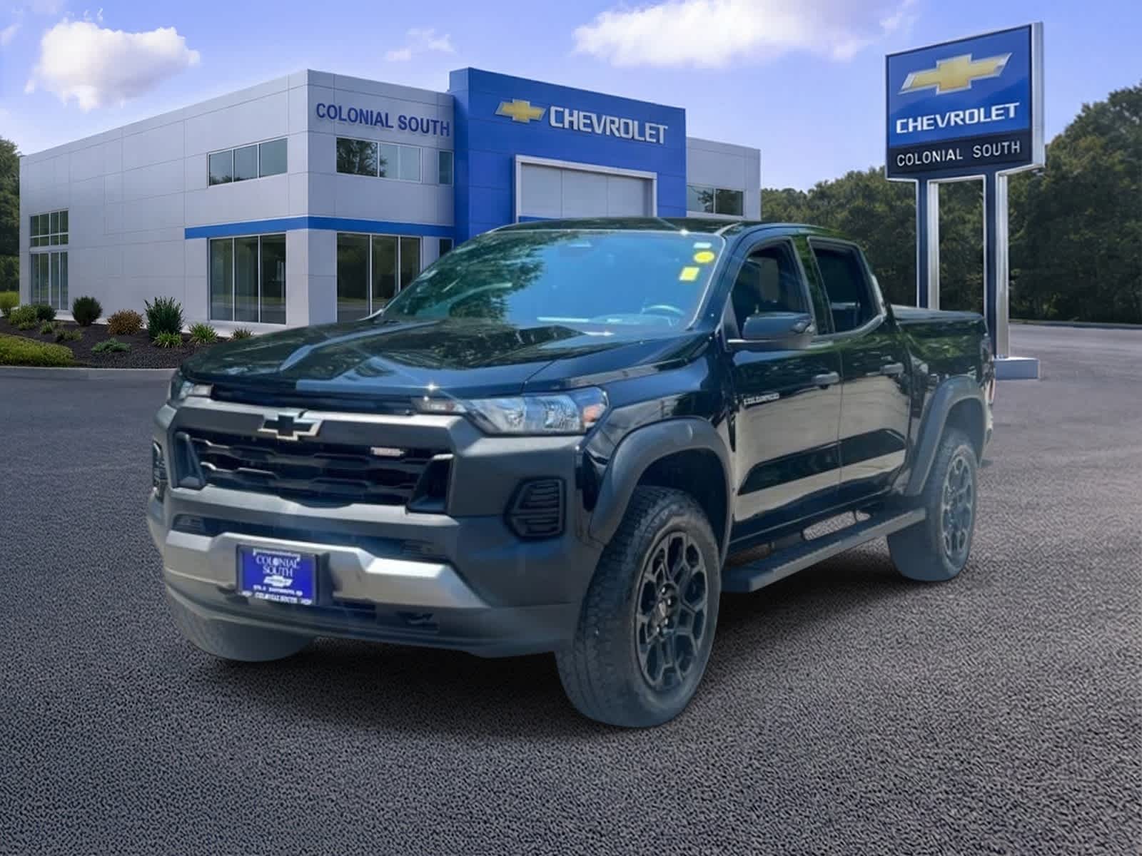 Black 2026 Chevrolet Colorado Pickup Truck Four-Wheel Drive 8-Speed Automatic