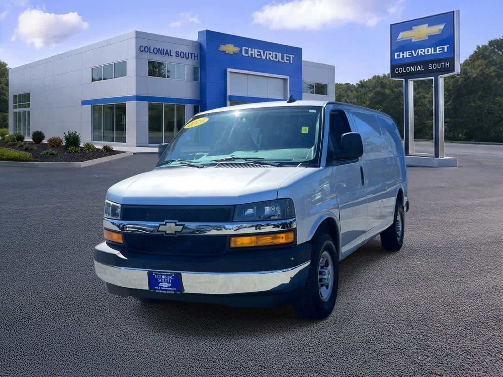 Silver Ice Metallic 2019 Chevrolet Express Cargo 2500 RWD Van Rear-Wheel Drive 6-Speed Automatic