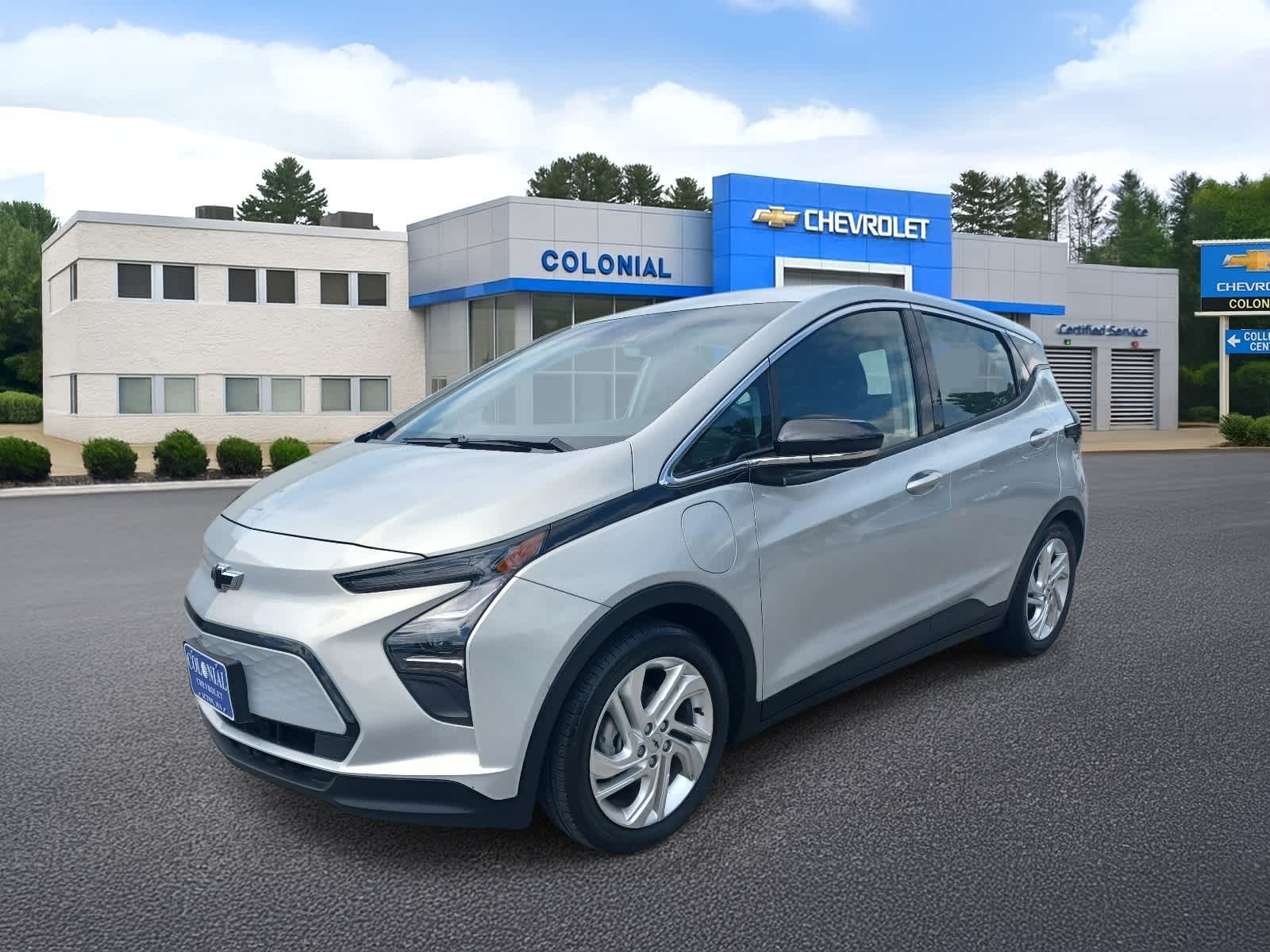 Silver Flare Metallic 2023 Chevrolet Bolt EV 1LT FWD Hatchback Front-Wheel Drive 1-Speed Automatic