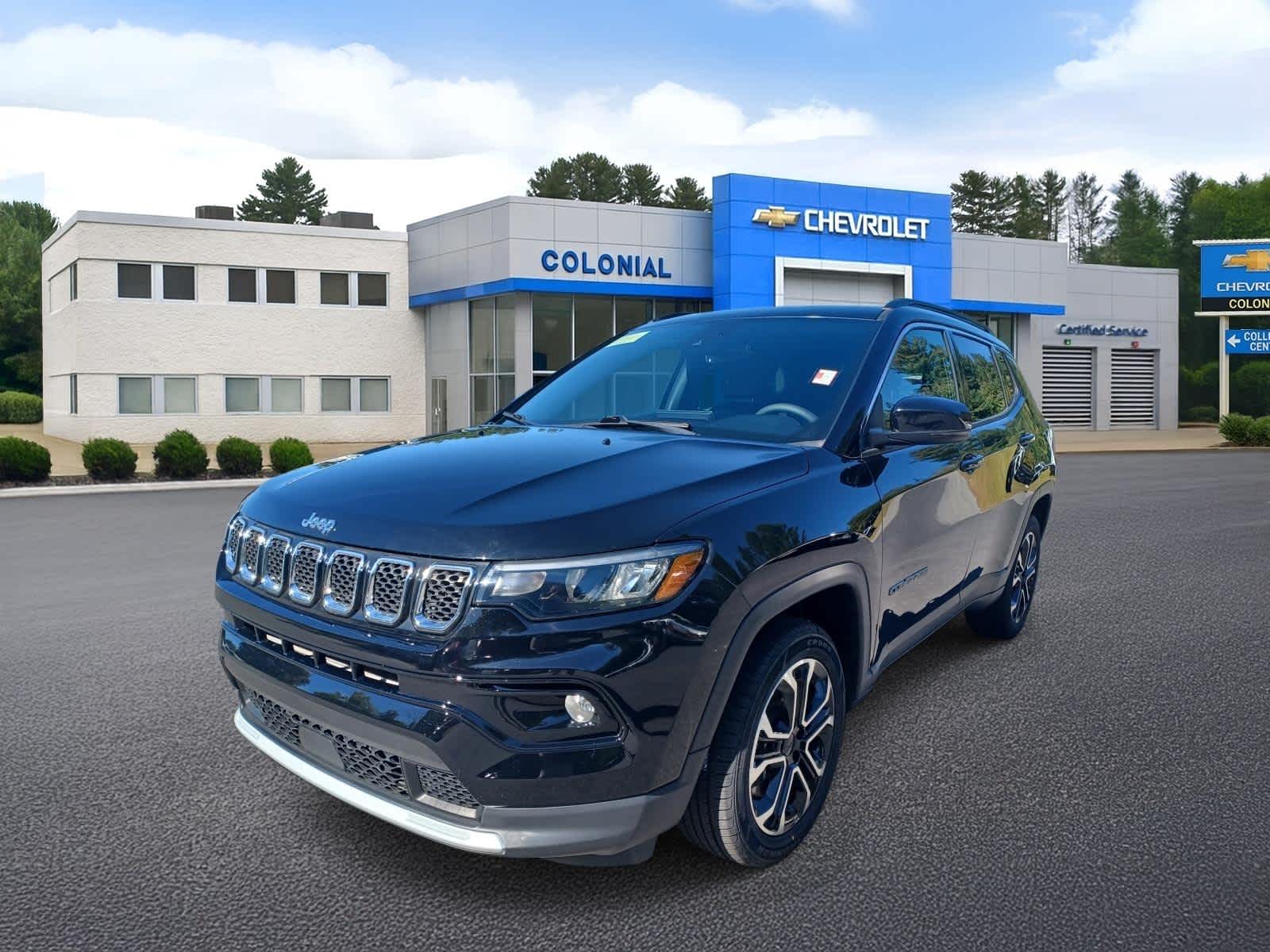 Diamond Black Crystal Pearlcoat 2023 Jeep Compass SUV / Crossover Four-Wheel Drive 8-Speed Automatic
