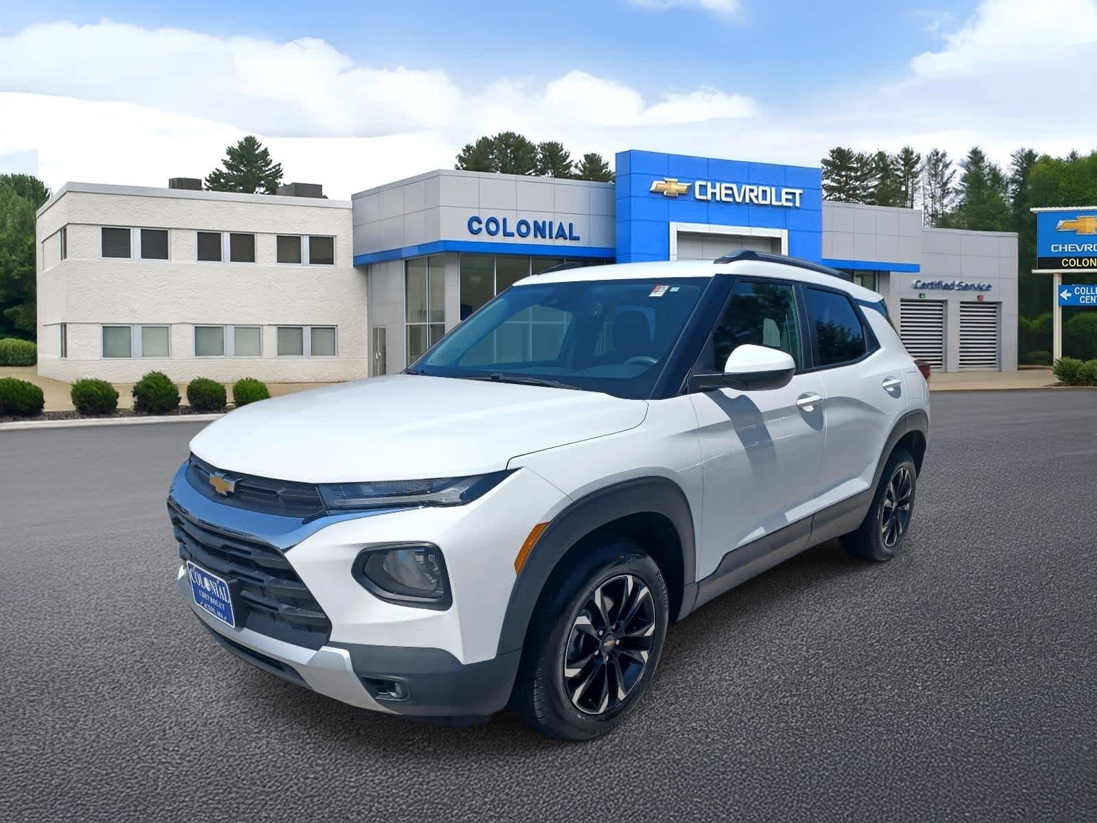 Summit White 2022 Chevrolet Trailblazer SUV / Crossover Four-Wheel Drive 9-Speed Automatic