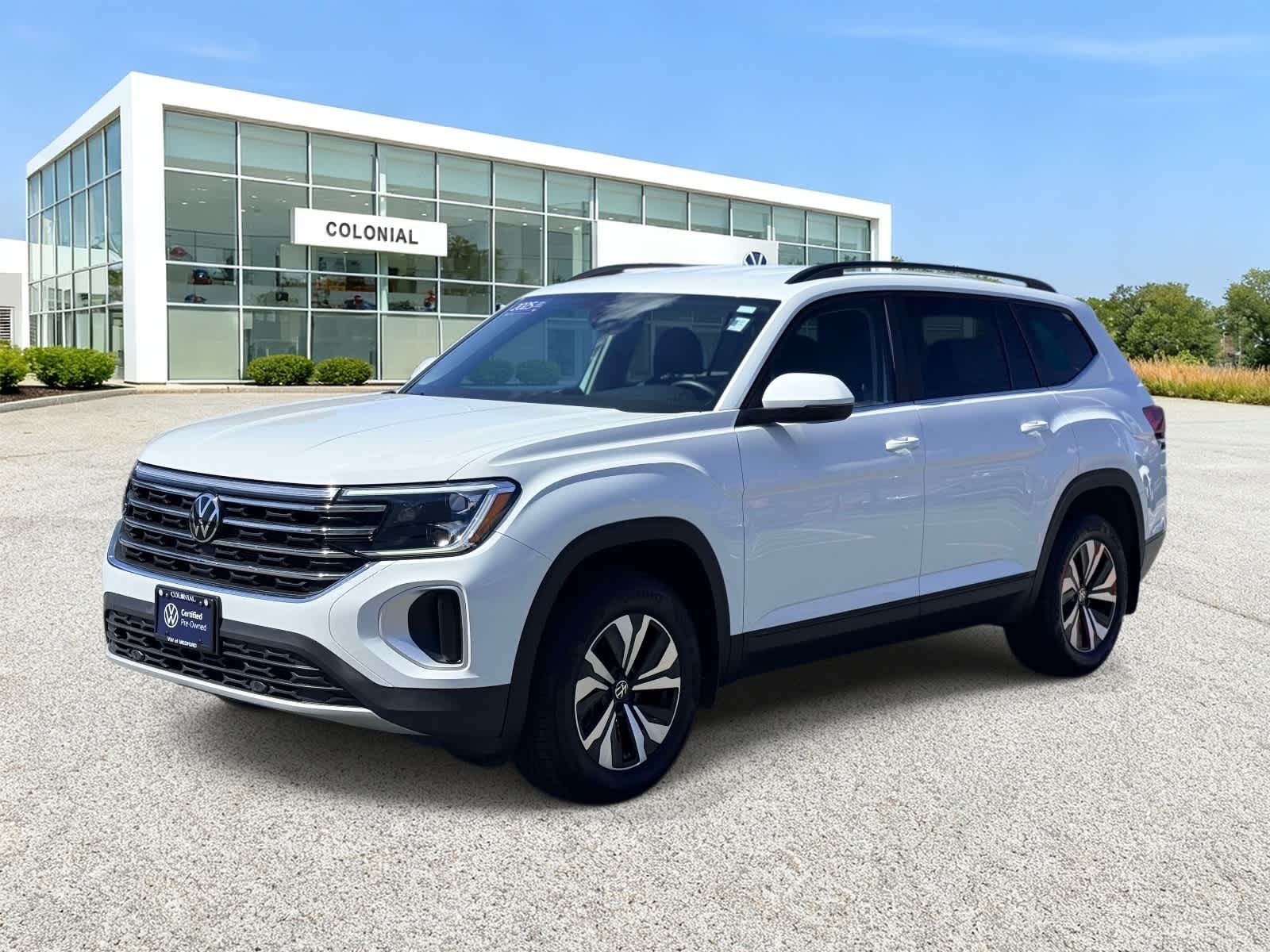 Pure White 2025 Volkswagen Atlas SUV / Crossover All-Wheel Drive 8-Speed Automatic