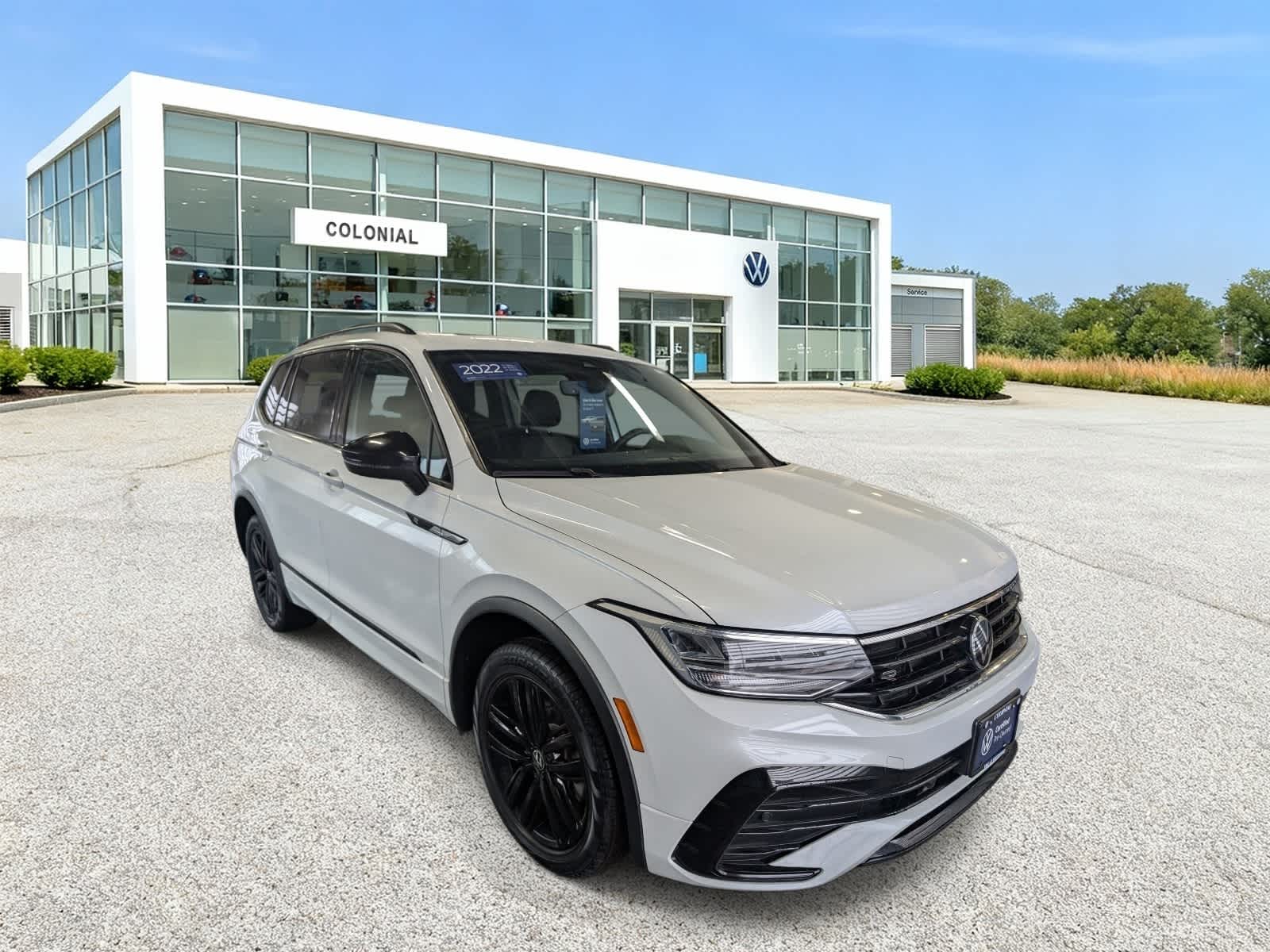 ORYX WHITE PEARL EFFECT 2022 Volkswagen Tiguan SUV / Crossover All-Wheel Drive 8-Speed Automatic