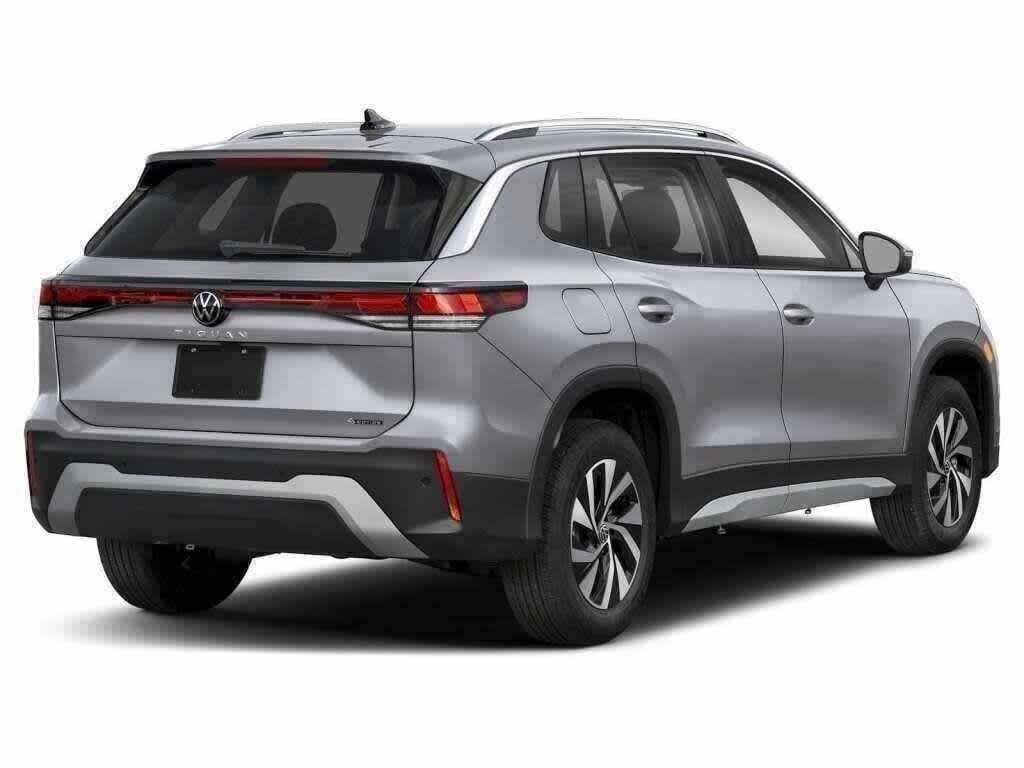 PYRITE SILVER METALLIC 2026 Volkswagen Tiguan SUV / Crossover All-Wheel Drive 8-Speed Automatic