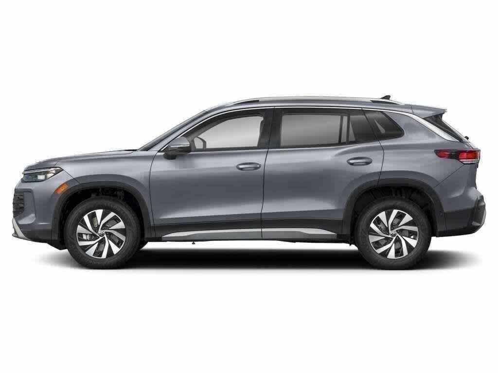 PLATINUM GRAY METALLIC 2026 Volkswagen Tiguan SUV / Crossover All-Wheel Drive 8-Speed Automatic