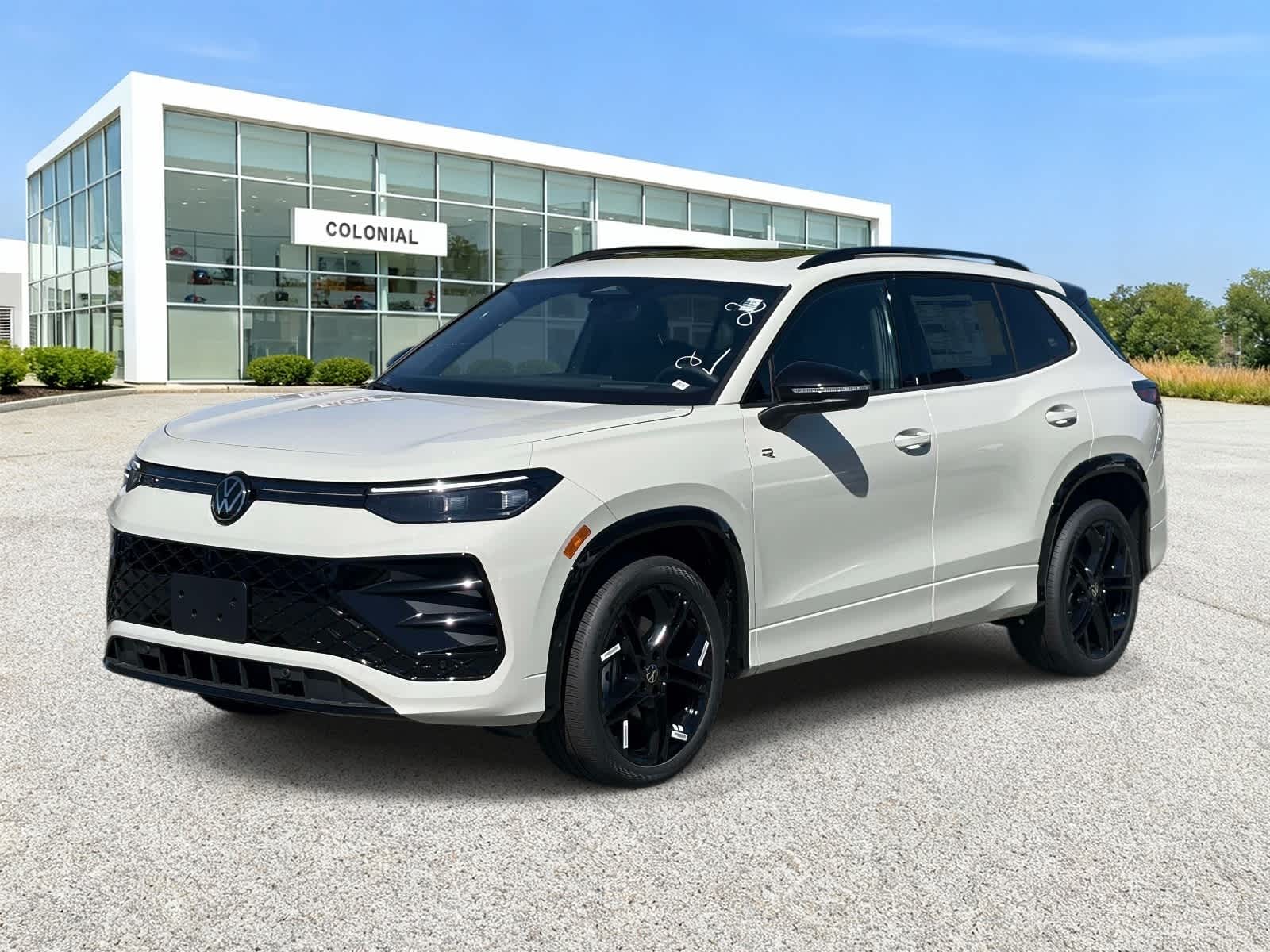 SANDSTONE 2026 Volkswagen Tiguan SUV / Crossover All-Wheel Drive 8-Speed Automatic