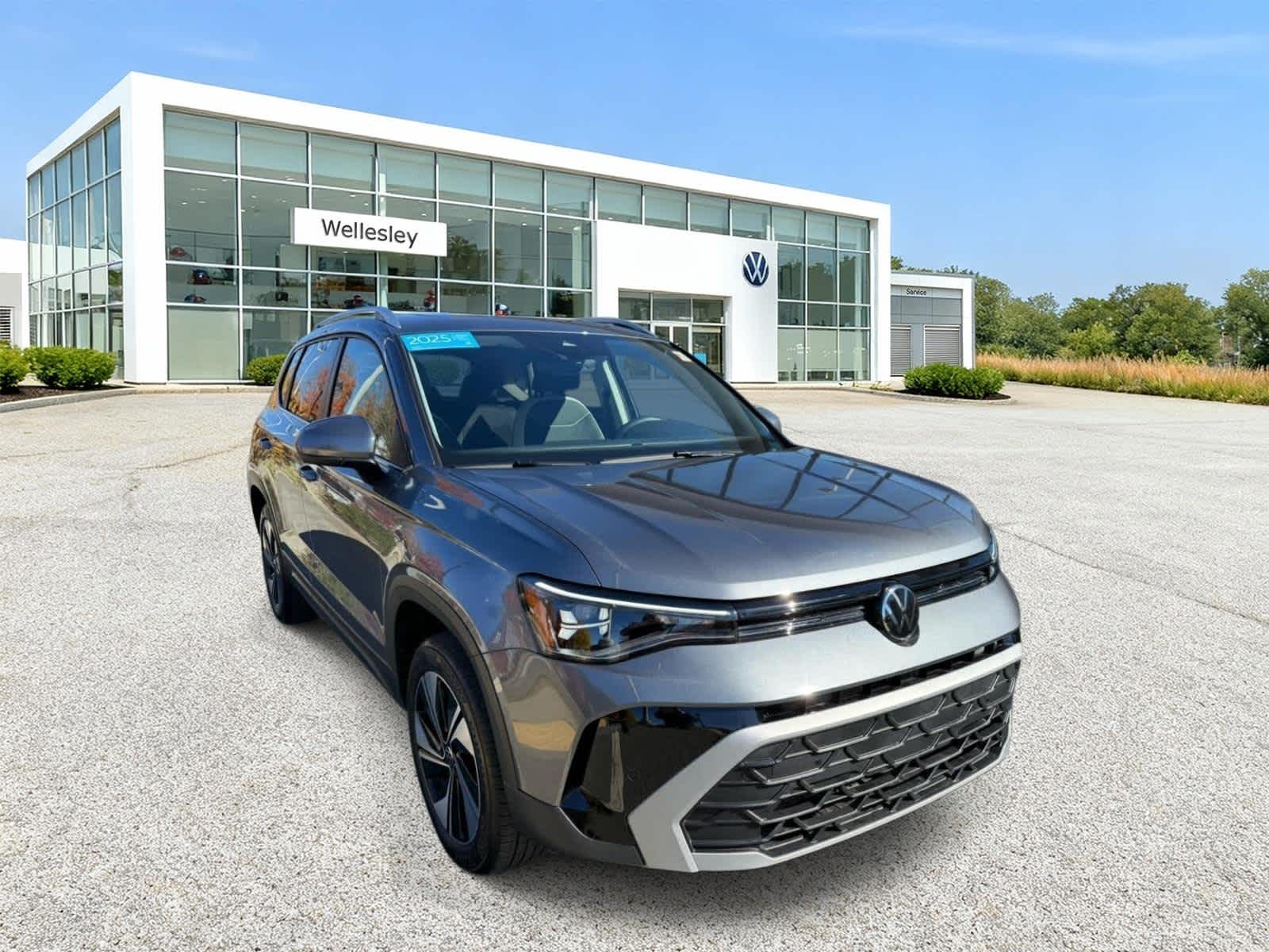 2025 Volkswagen Taos SE 4Motion