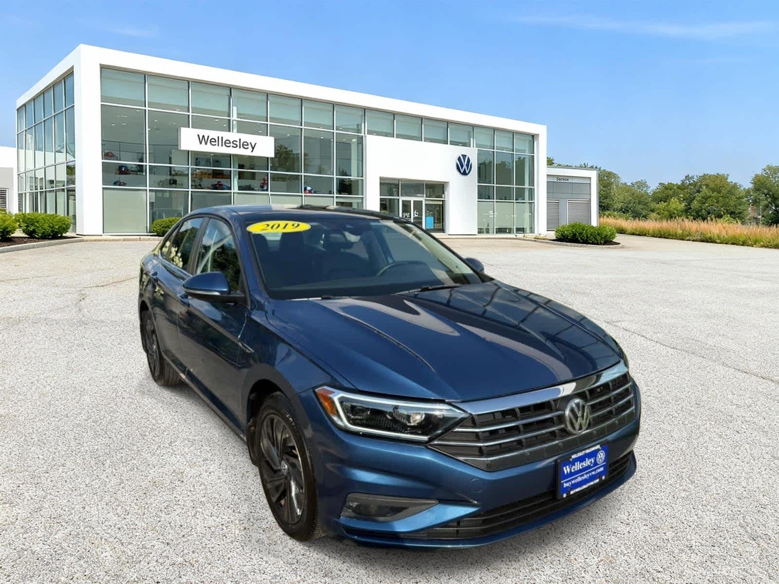 Blue Silk Metallic 2019 Volkswagen Jetta Sedan Front-Wheel Drive 8-Speed Automatic