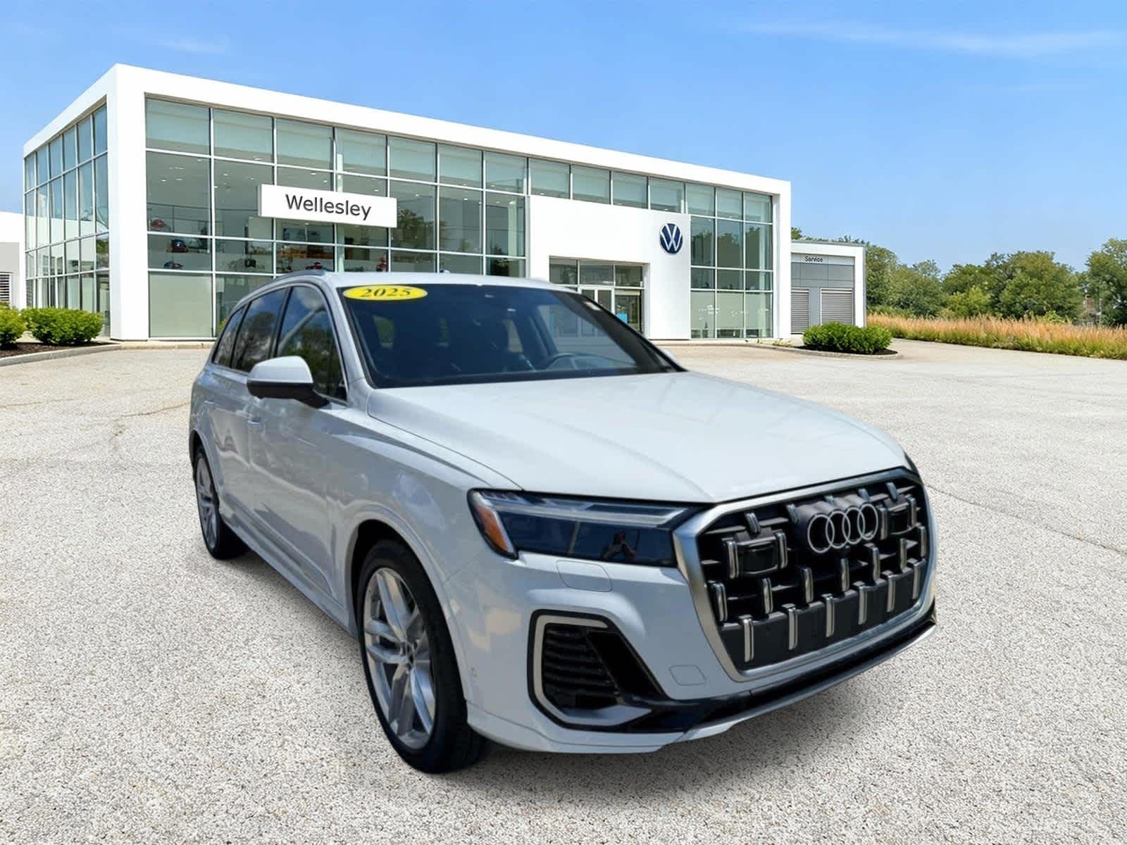 Glacier White Metallic 2025 Audi Q7 SUV / Crossover All-Wheel Drive 8-Speed Automatic