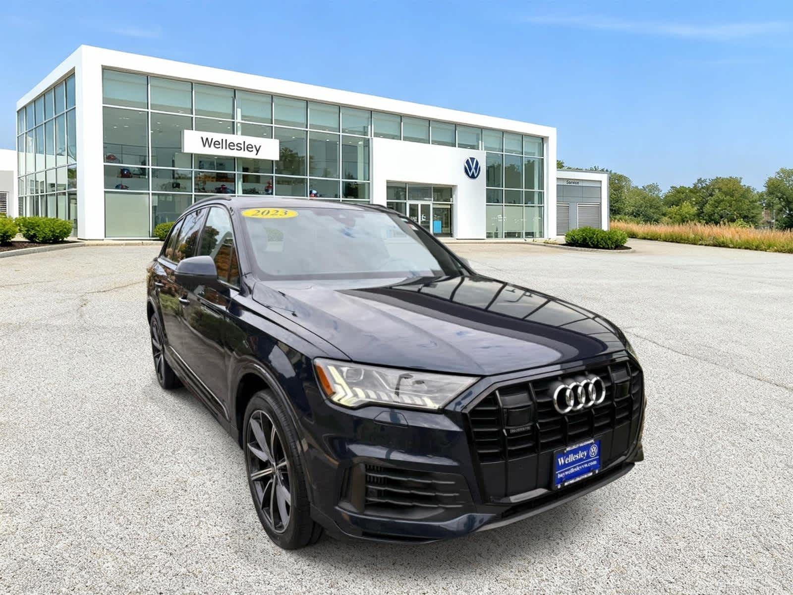 Waitomo Blue Metallic 2023 Audi Q7 SUV / Crossover All-Wheel Drive 8-Speed Automatic