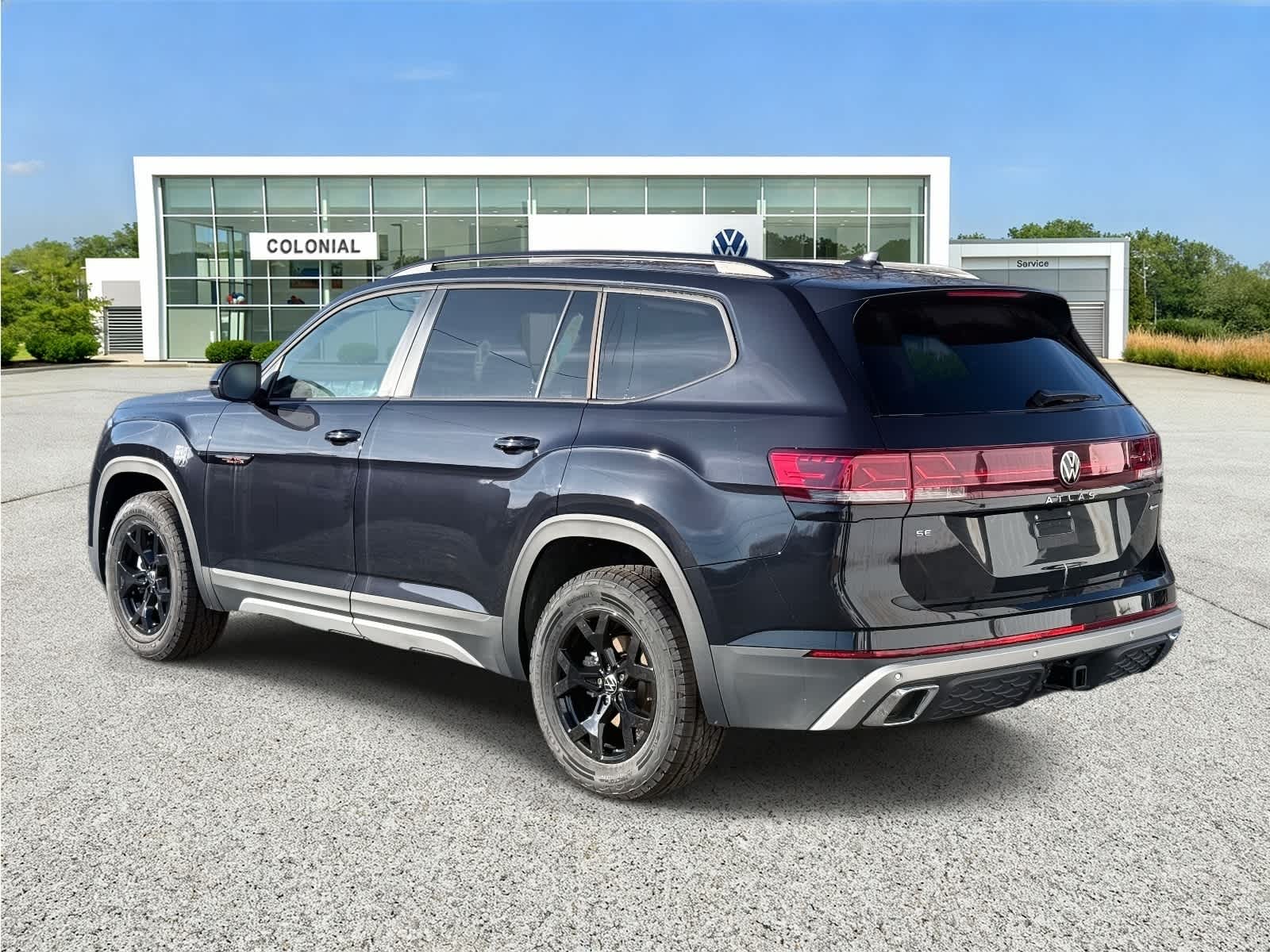 View vehicle photo 3