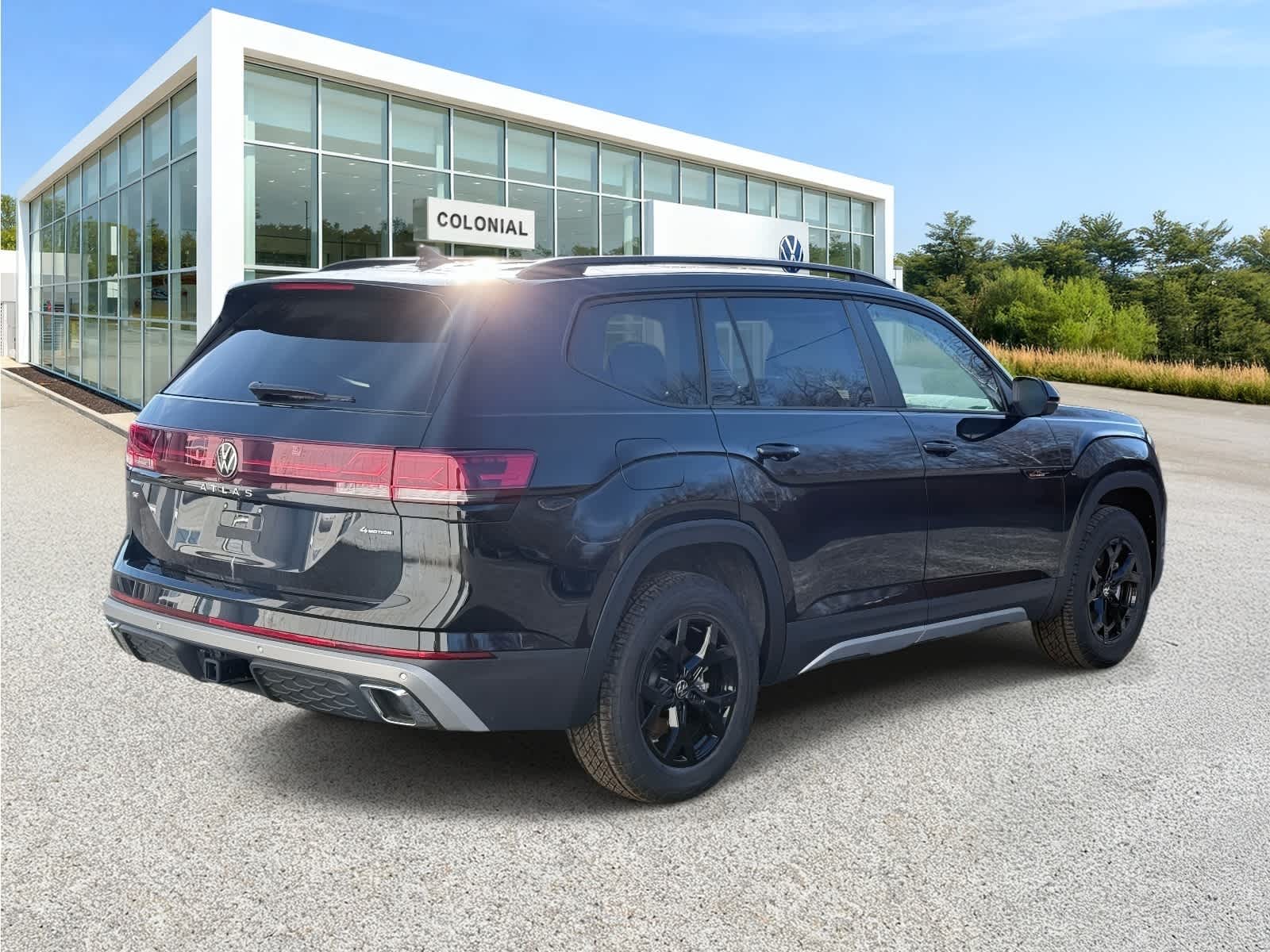 View vehicle photo 5