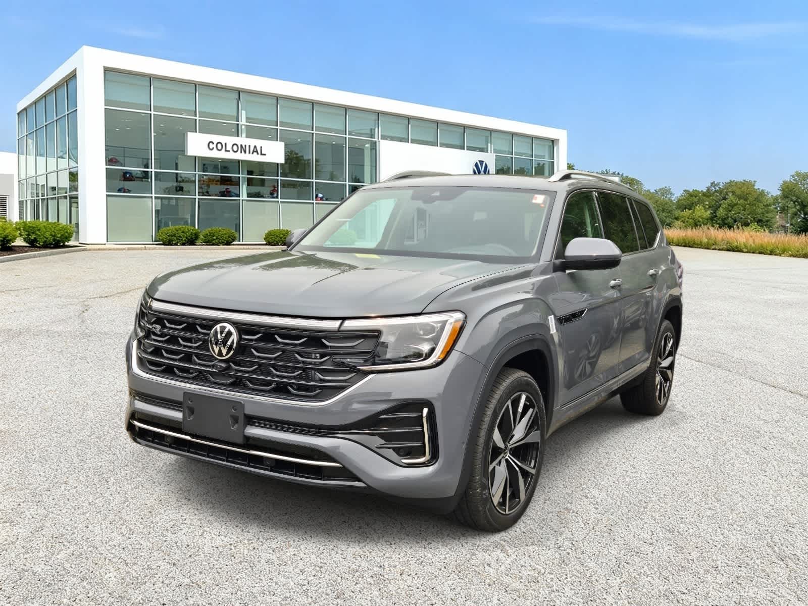 Pure Gray 2026 Volkswagen Atlas SUV / Crossover All-Wheel Drive 8-Speed Automatic