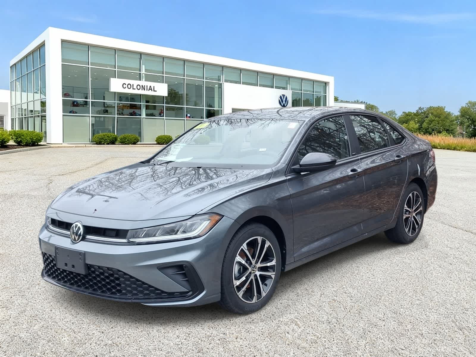Platinum Gray Metallic 2026 Volkswagen Jetta Sedan Front-Wheel Drive 8-Speed Automatic