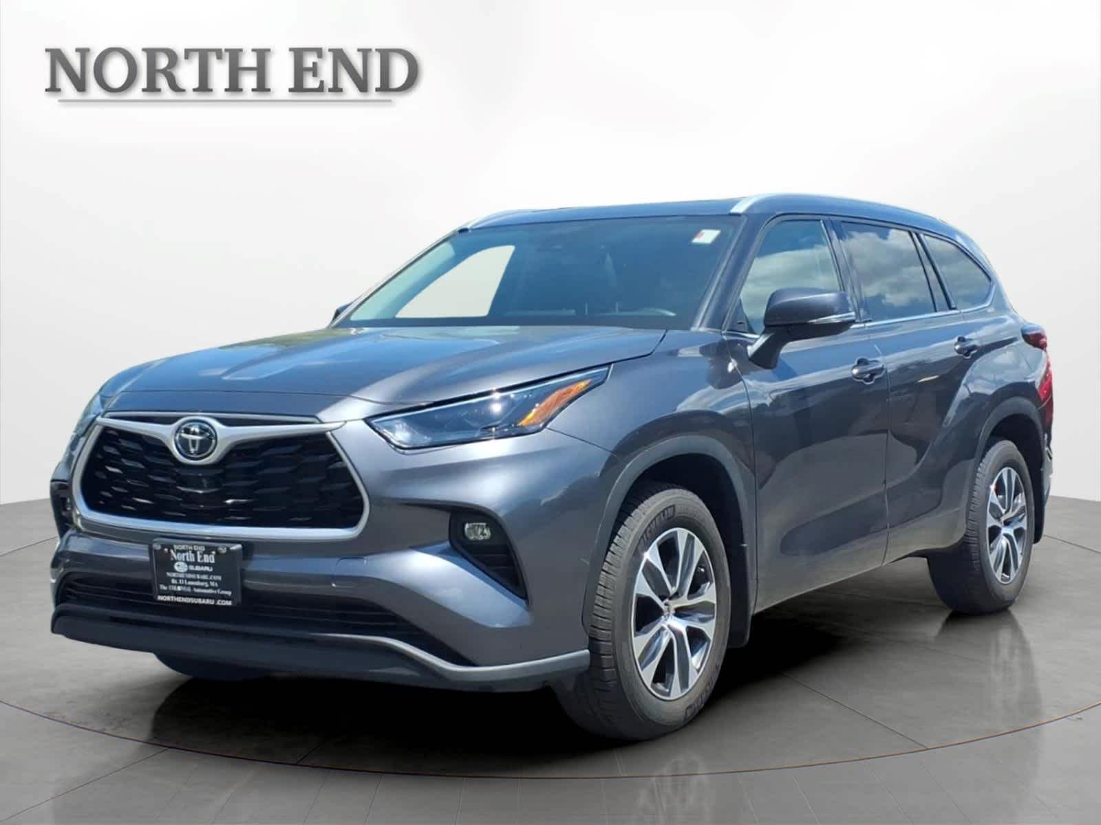 2022 Toyota Highlander XLE AWD