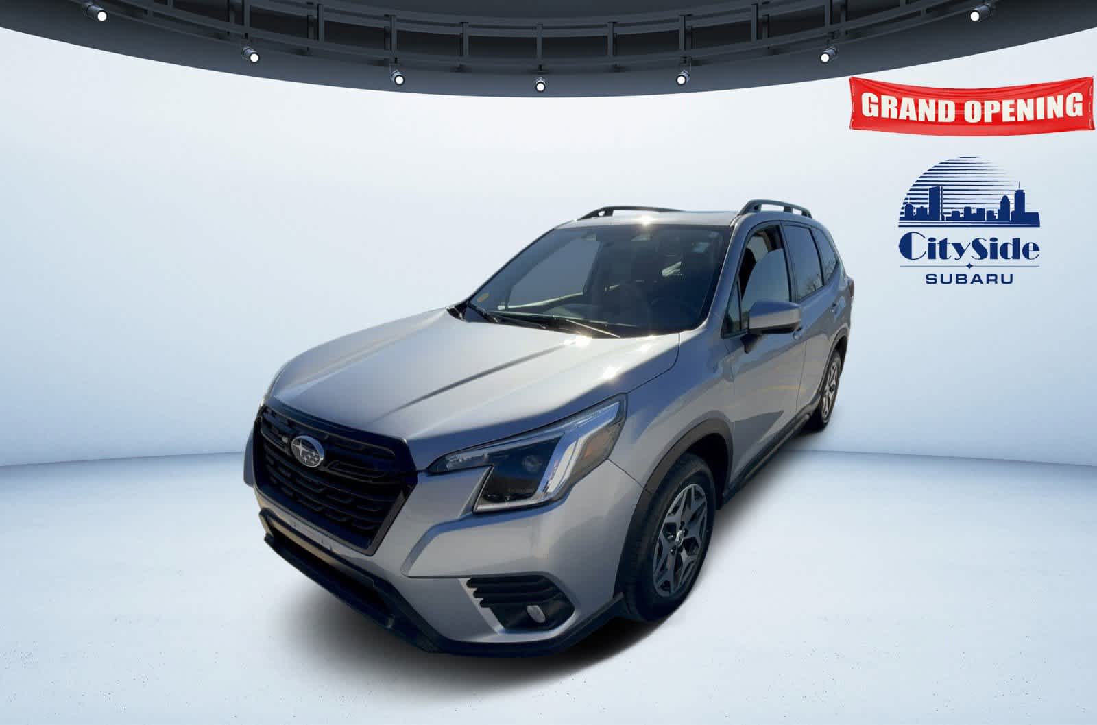 Ice Silver Metallic 2022 Subaru Forester Premium Crossover AWD SUV / Crossover All-Wheel Drive Continuously Variable Transmission