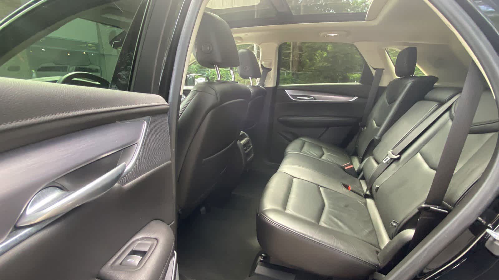 2019 Cadillac XT5 Luxury AWD 36