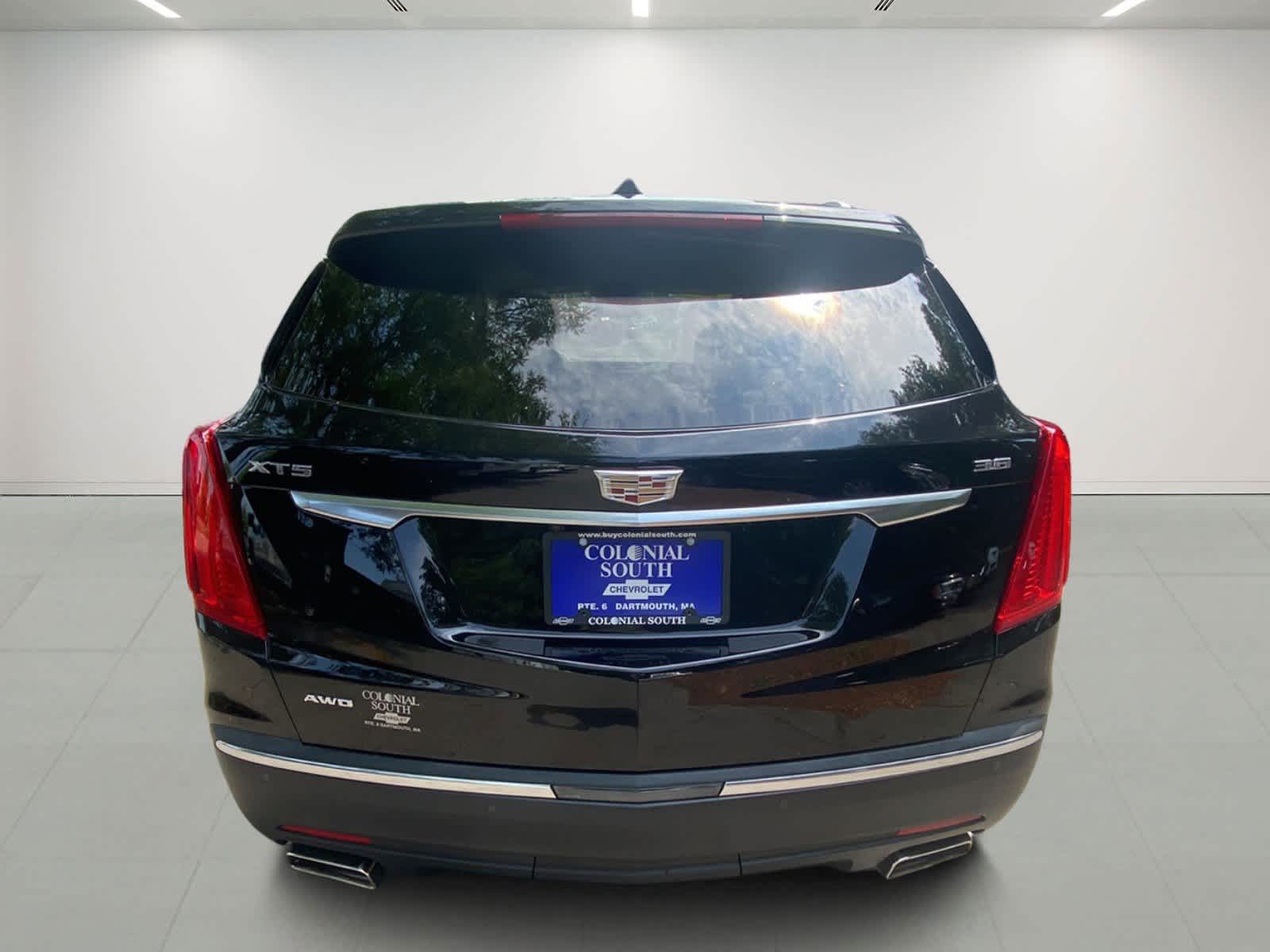 2019 Cadillac XT5 Luxury AWD 4