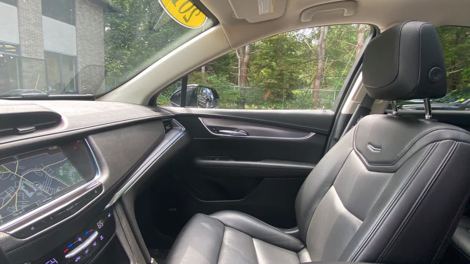 2019 Cadillac XT5 Luxury AWD 30