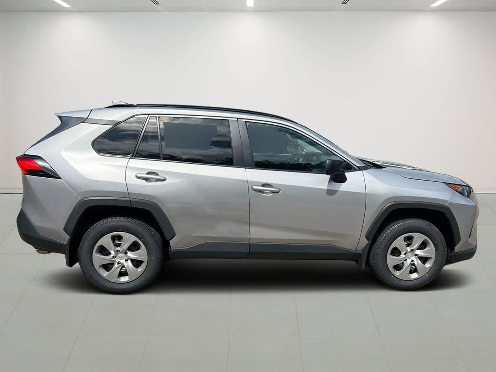 2021 Toyota RAV4 LE 6