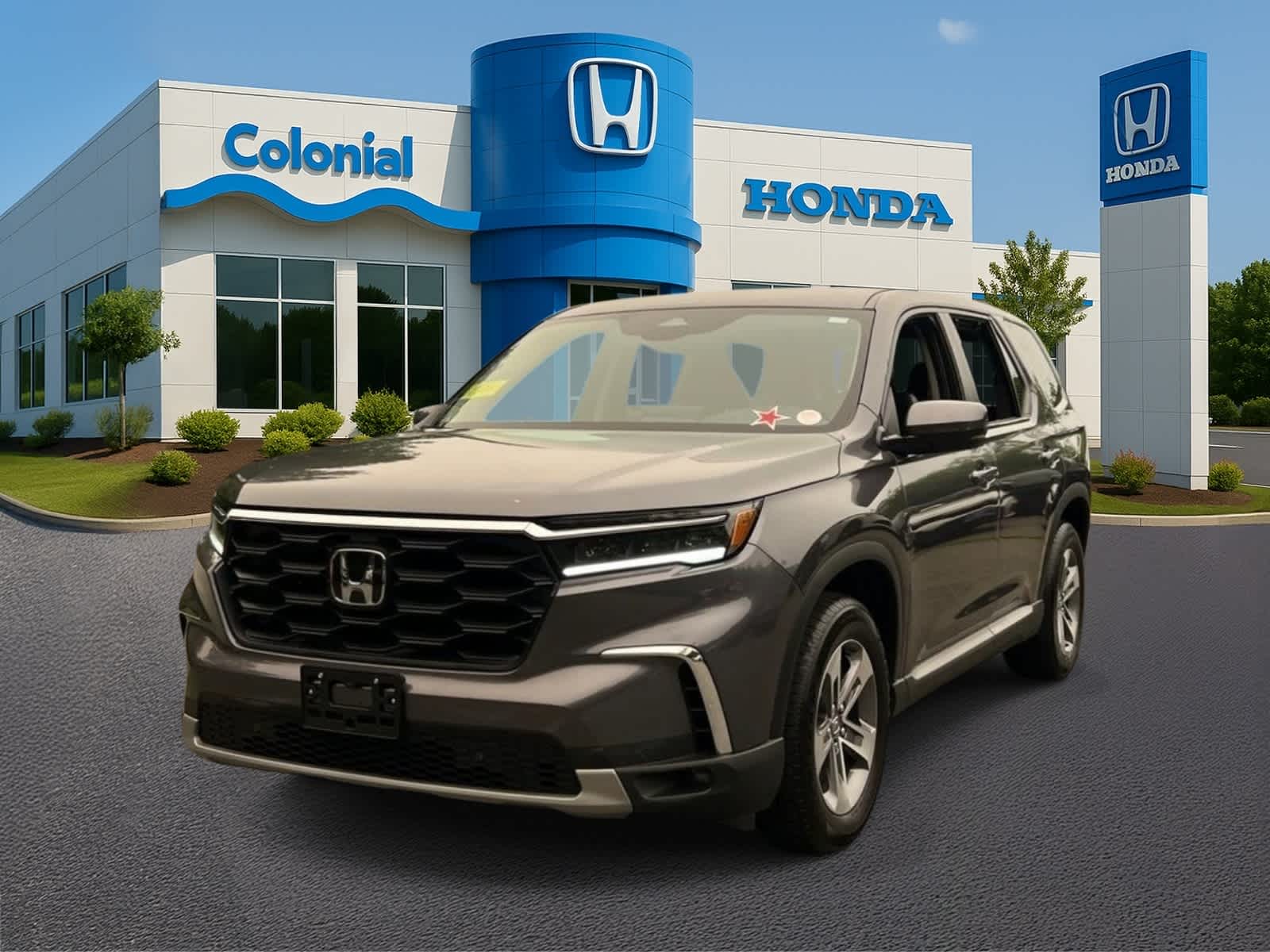 Gray (Modern Steel Metallic) 2025 Honda Pilot SUV / Crossover All-Wheel Drive Automatic
