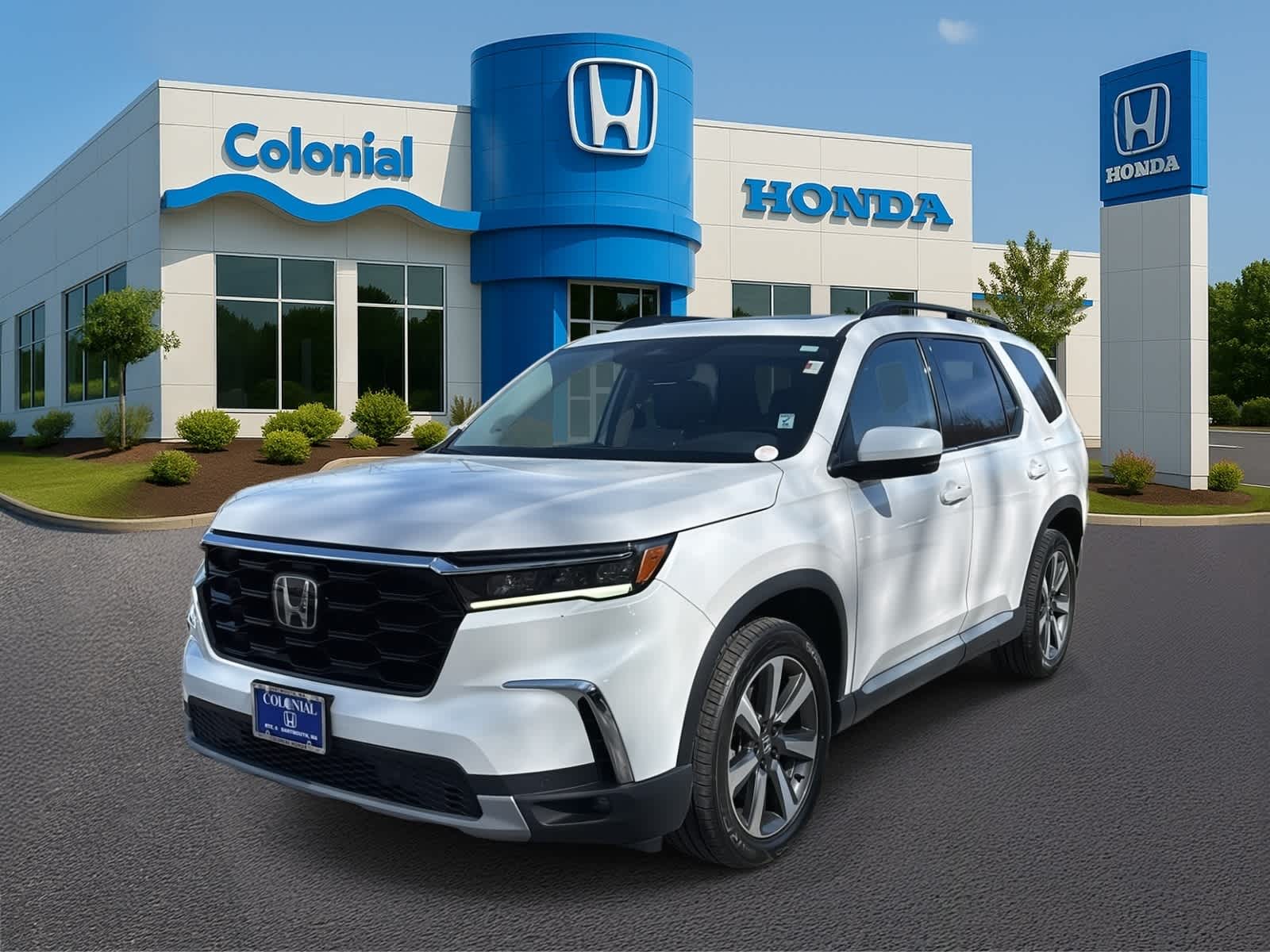 2023 Honda Pilot Touring AWD
