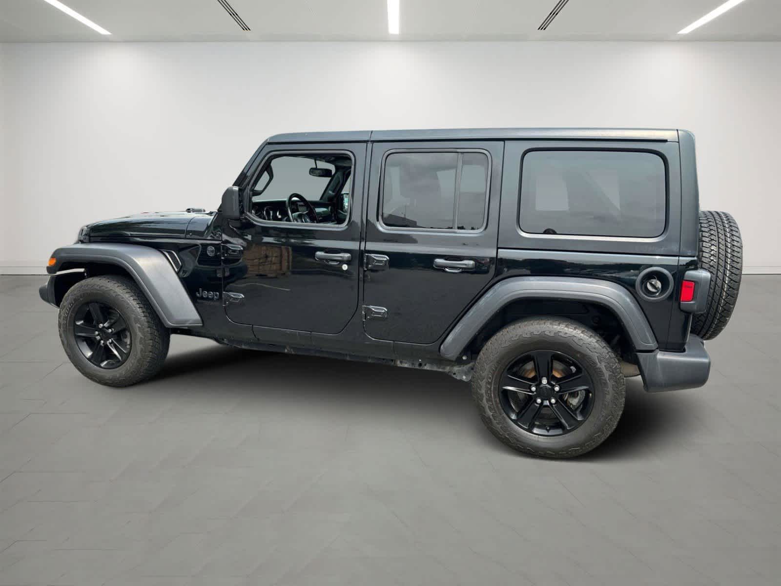 2021 Jeep Wrangler Unlimited Sport Altitude 3