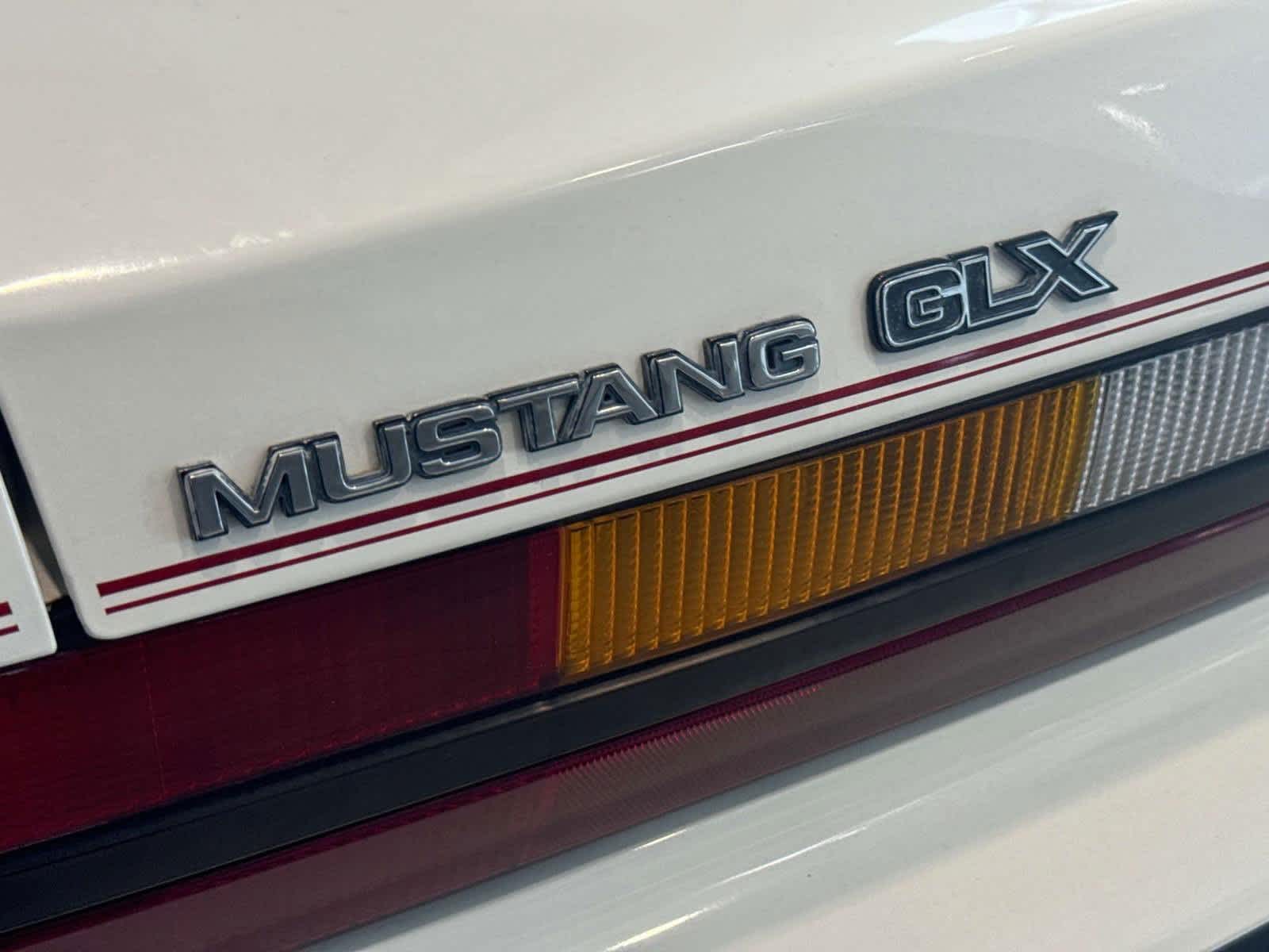 1983 Ford Mustang GLX 11