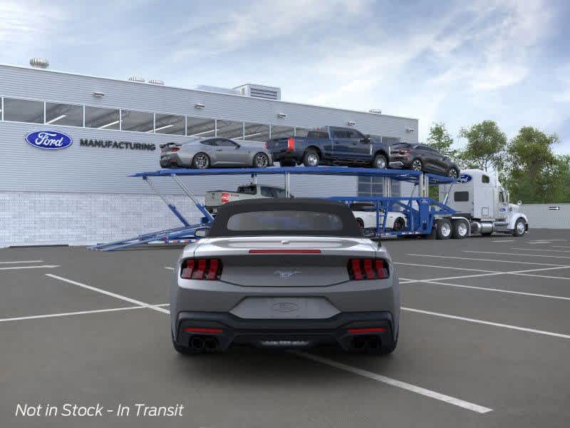 2025 Ford Mustang  5