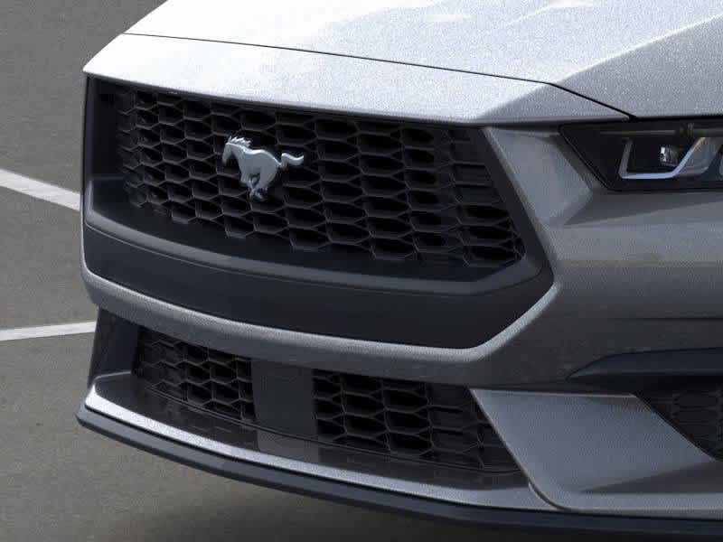 2025 Ford Mustang  17