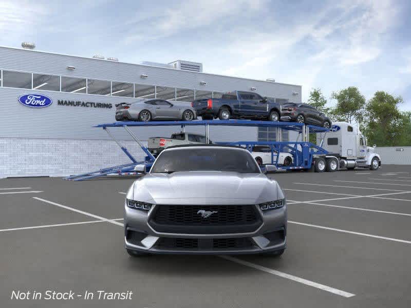 2025 Ford Mustang  6