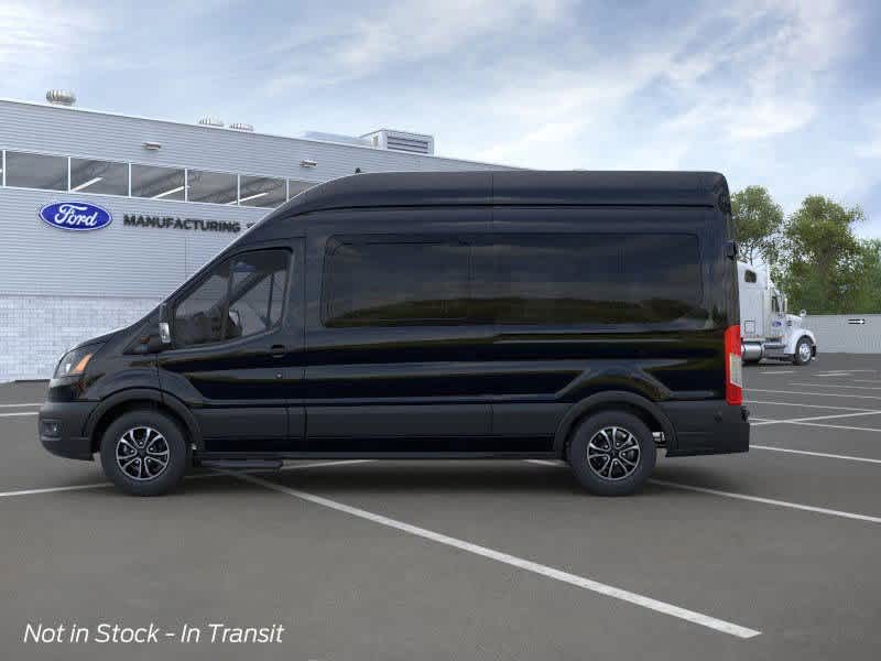 2024 Ford Transit Passenger T-350 3