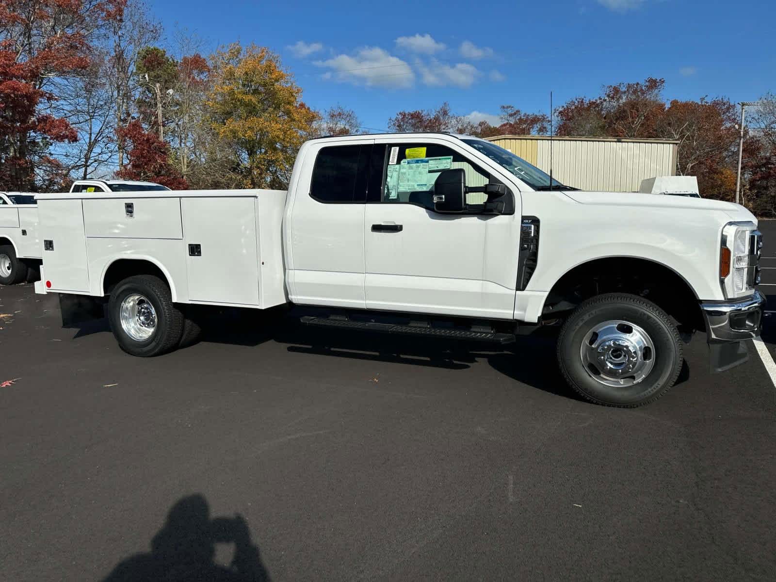 2024 Ford Super Duty F-350 DRW SUPER DUTY 4WD SuperCab 168 WB 60 CA 6