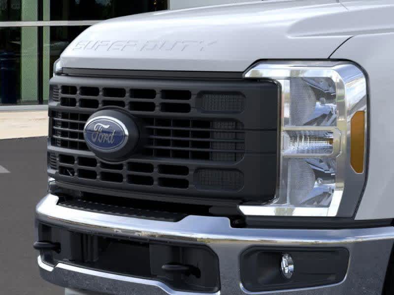 2024 Ford Super Duty F-250 SRW XL 2WD Reg Cab 8 Box 17