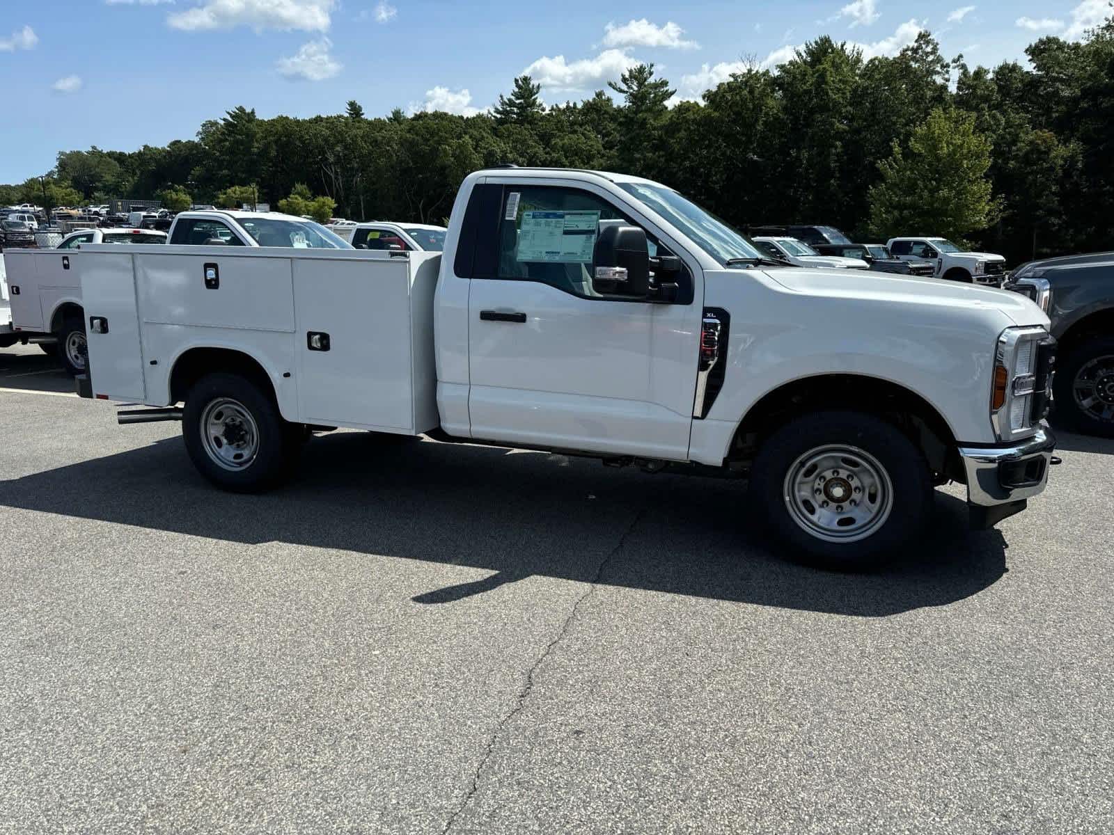 2024 Ford Super Duty F-250 SRW XL 2WD Reg Cab 8 Box 6