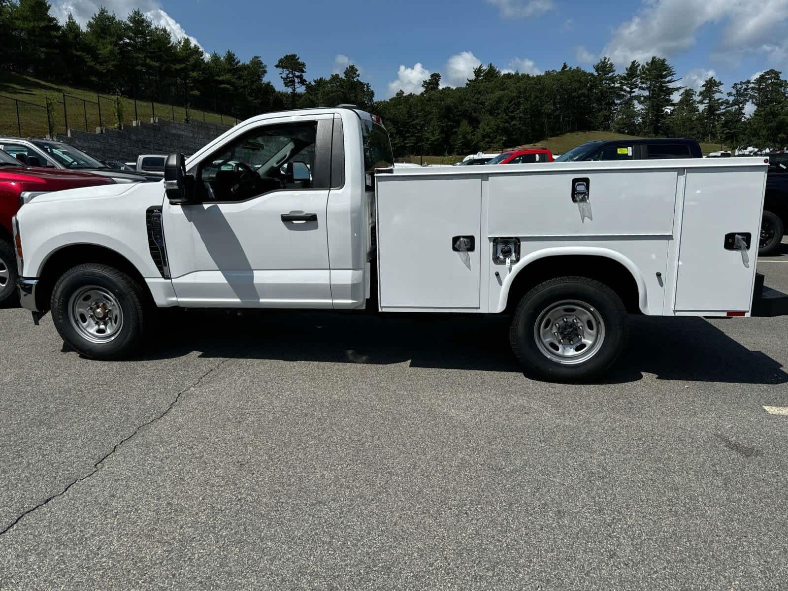 2024 Ford Super Duty F-250 SRW XL 2WD Reg Cab 8 Box 3