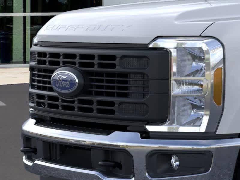 2024 Ford Super Duty F-250 SRW XL 4WD Reg Cab 8 Box 17