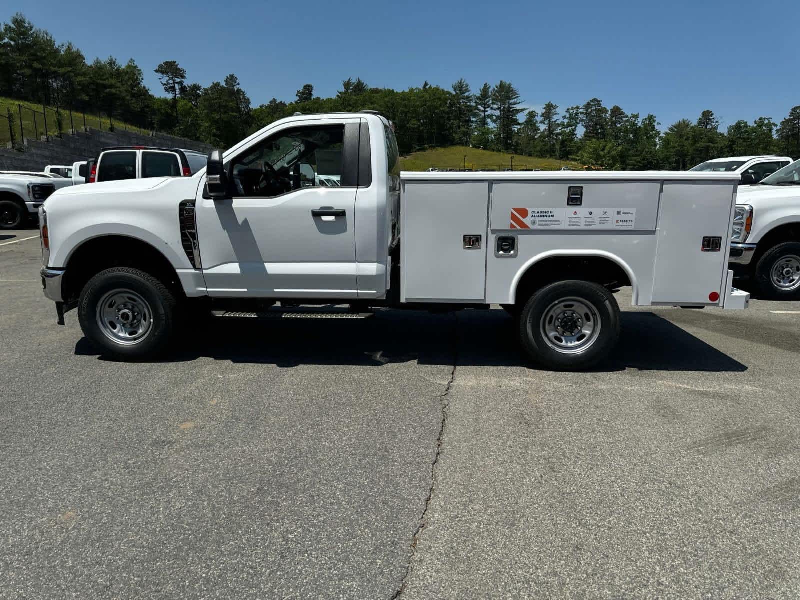 2024 Ford Super Duty F-250 SRW XL 4WD Reg Cab 8 Box 2