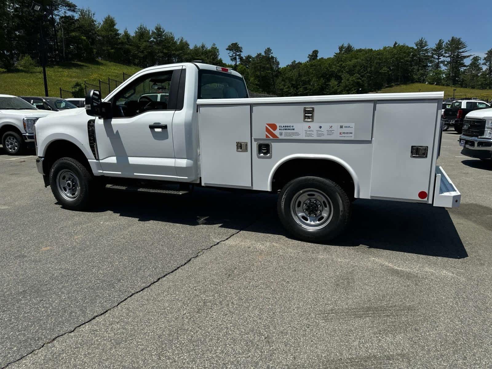 2024 Ford Super Duty F-250 SRW XL 4WD Reg Cab 8 Box 3